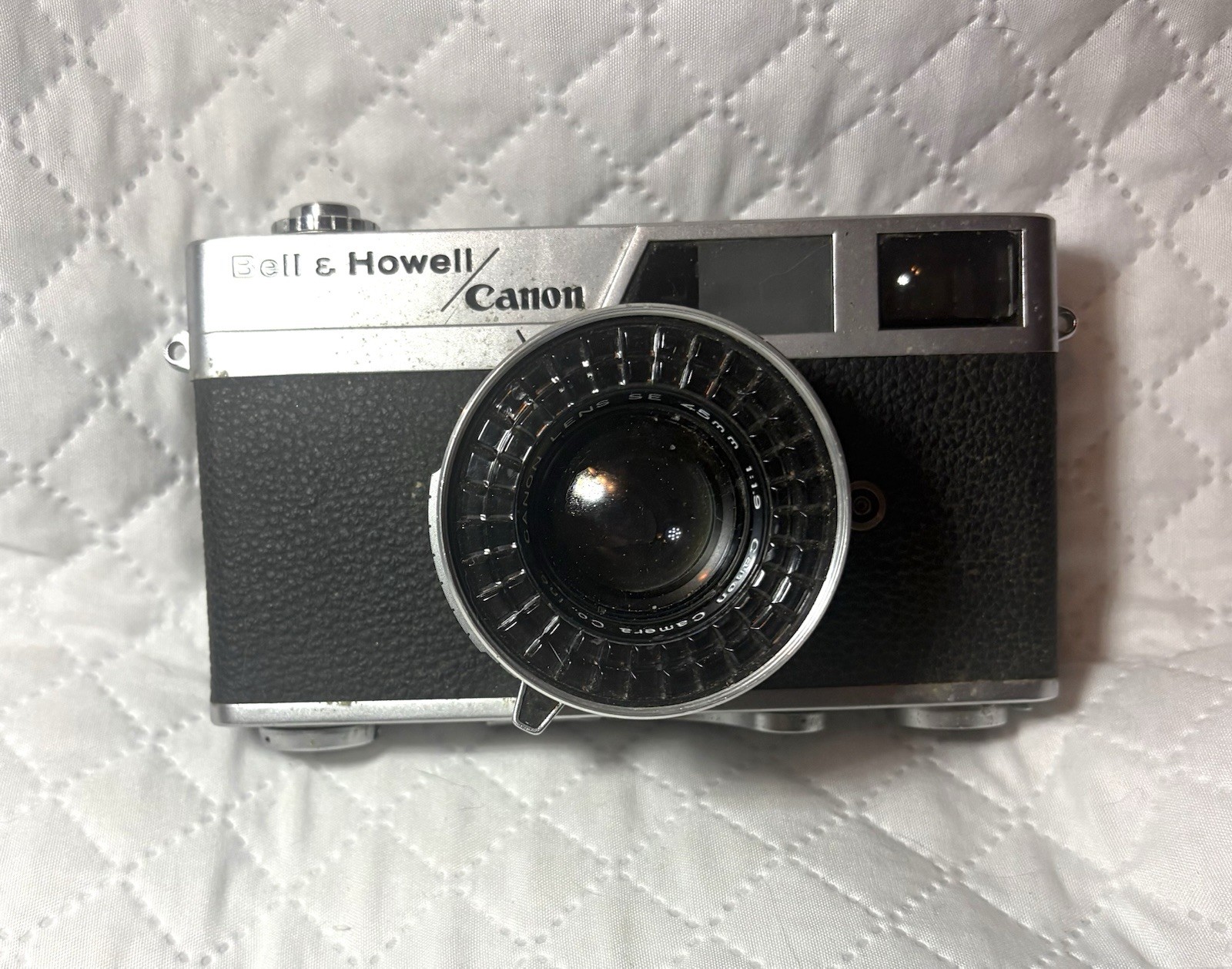 Vintage Bell & Howell Canon Canonet 19 35mm Rangefinder Camera – 45mm f/1.9 Lens