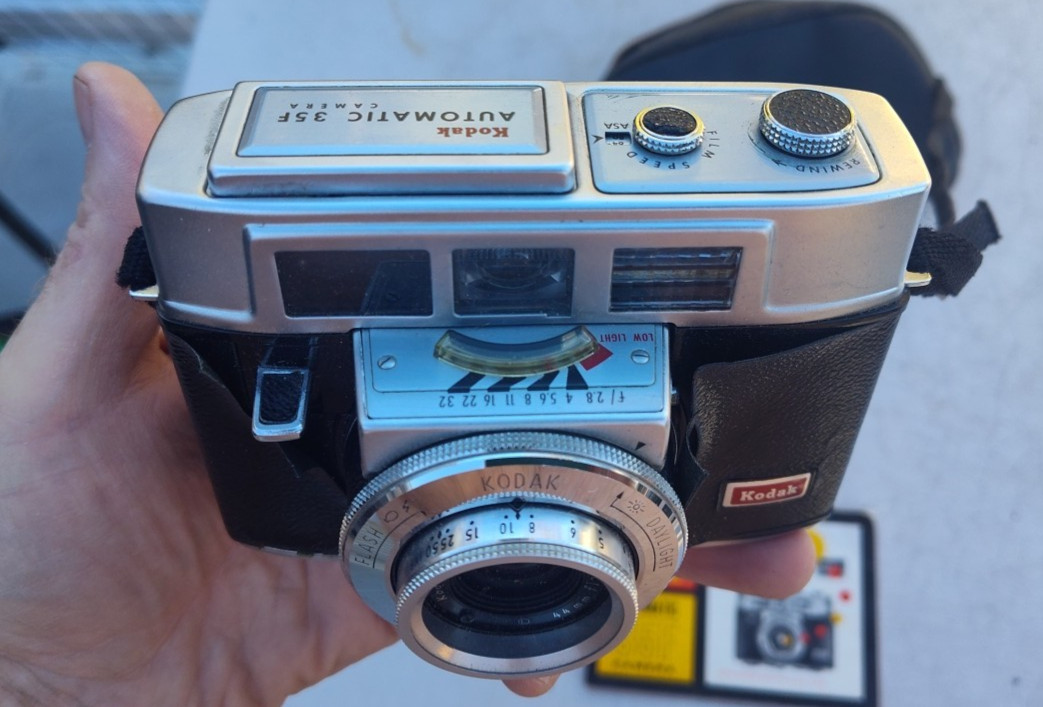 VTG Kodak Automatic 35F 35mm film camera Kodak Ektanar 44mm f:2.8mm lens