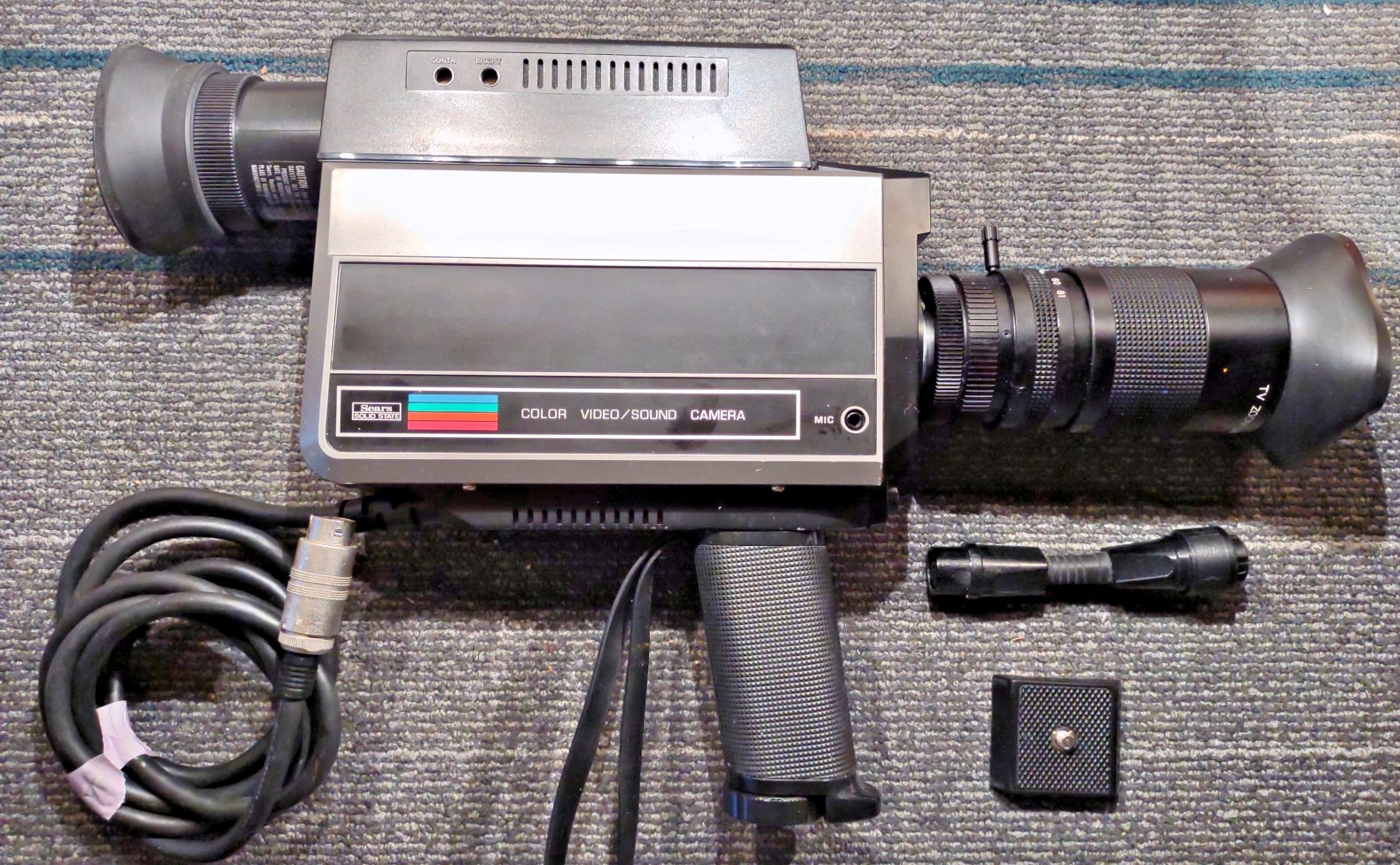 Vintage Sears Color Video Sound Camera 14-84mm Zoom Lens W/ Case