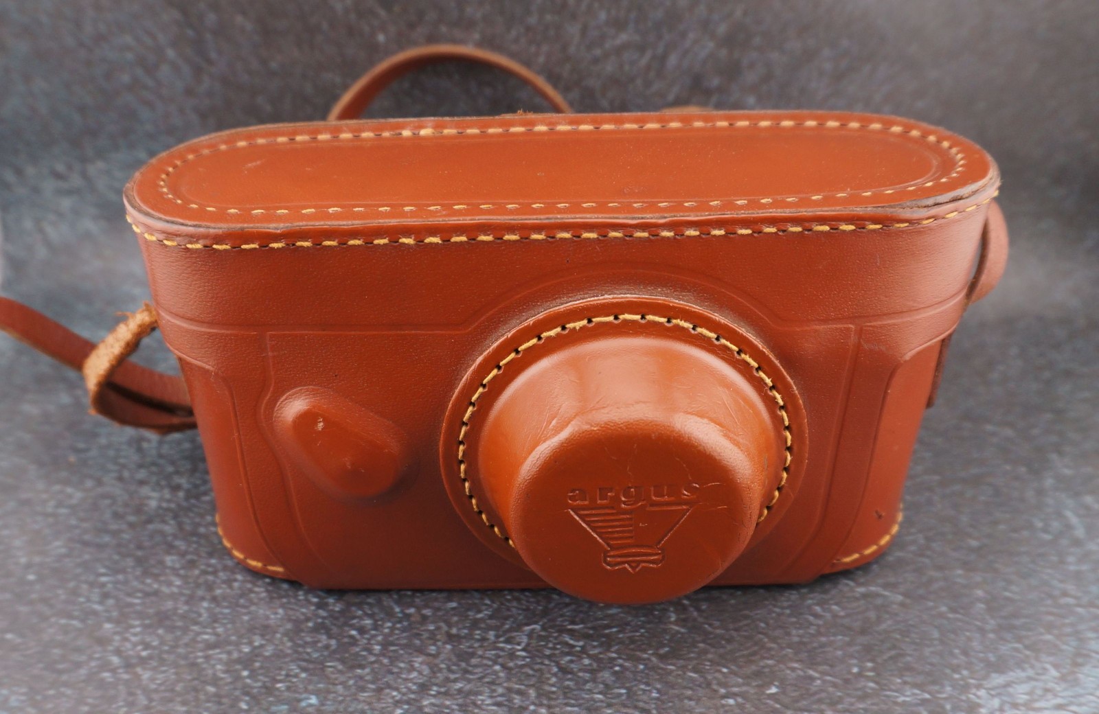 Tested Argus C-3 Brick Camera Kit w/ Soligor 135mm Lens, Bakelite Flashes & Case