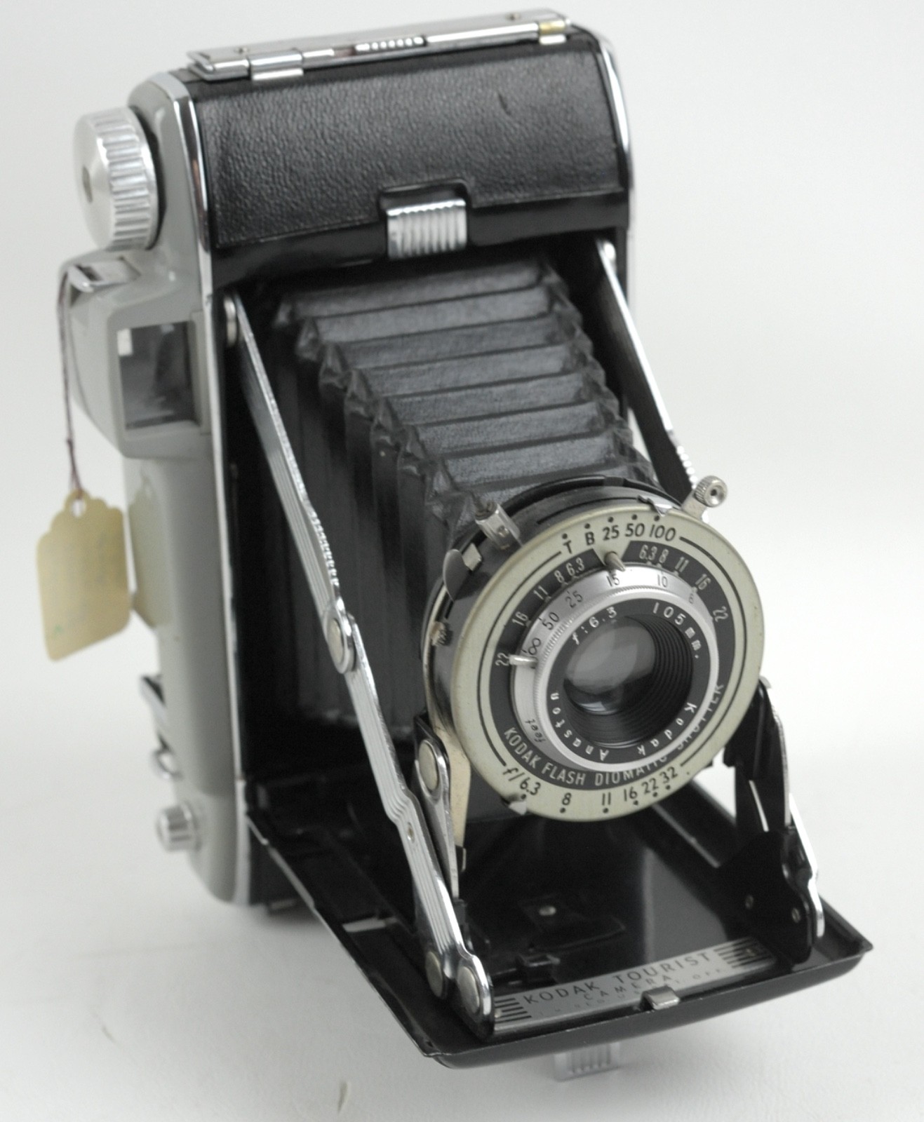 Kodak Tourist Folding 6 x 9 Roll Film Camera c1950 w/105 Anaston Lens