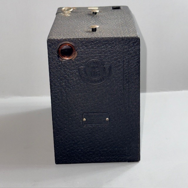 Vintage Brownie Camera Antique Kodak Canadian Toronto USE Film 116 Canada