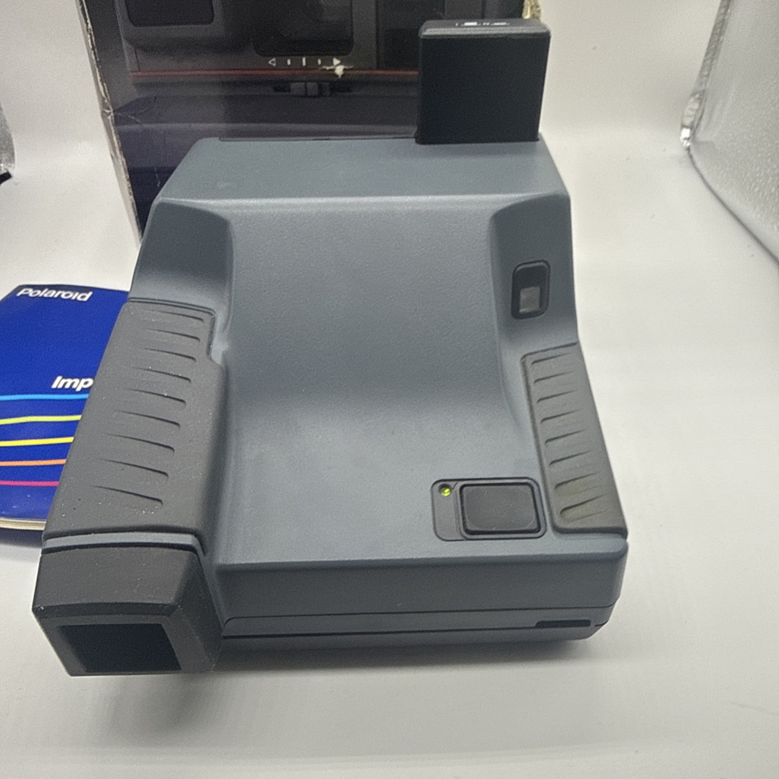 Polaroid Impulse AF Instant Camera 600 Plus Vintage, Autofocus, Pop Up Flash