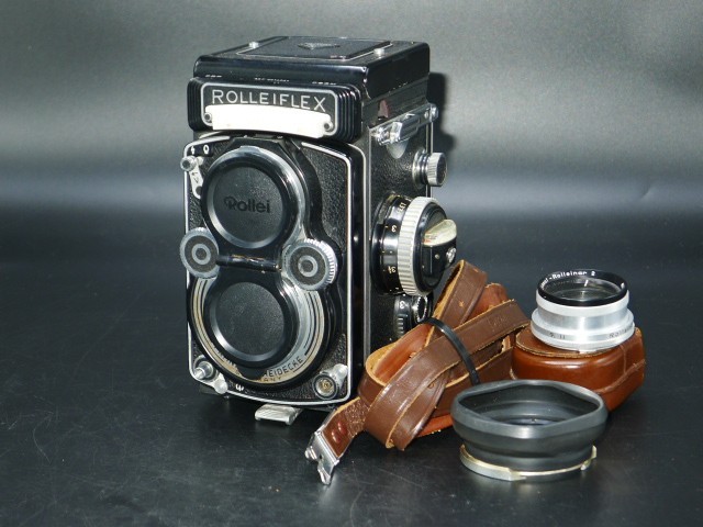 Fine Rolleiflex 3.5F Planar with accessories CLA’d