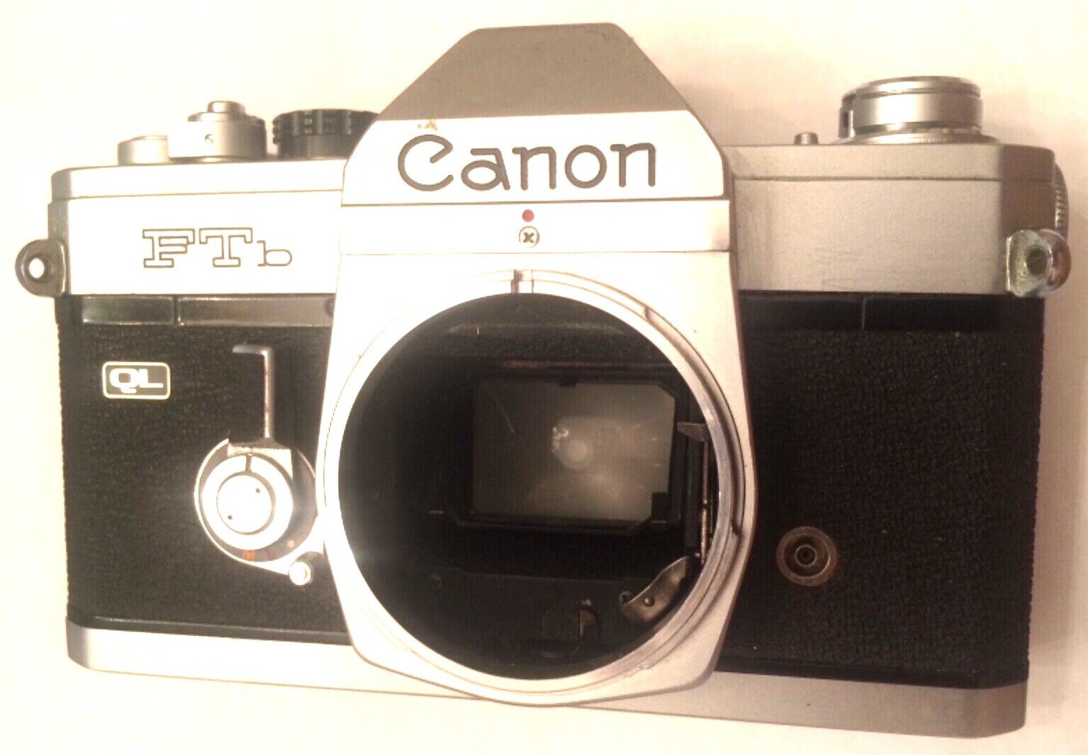 Canon FTb QL Chrome 35mm Single Lens Reflex Camera Body in VG Condition