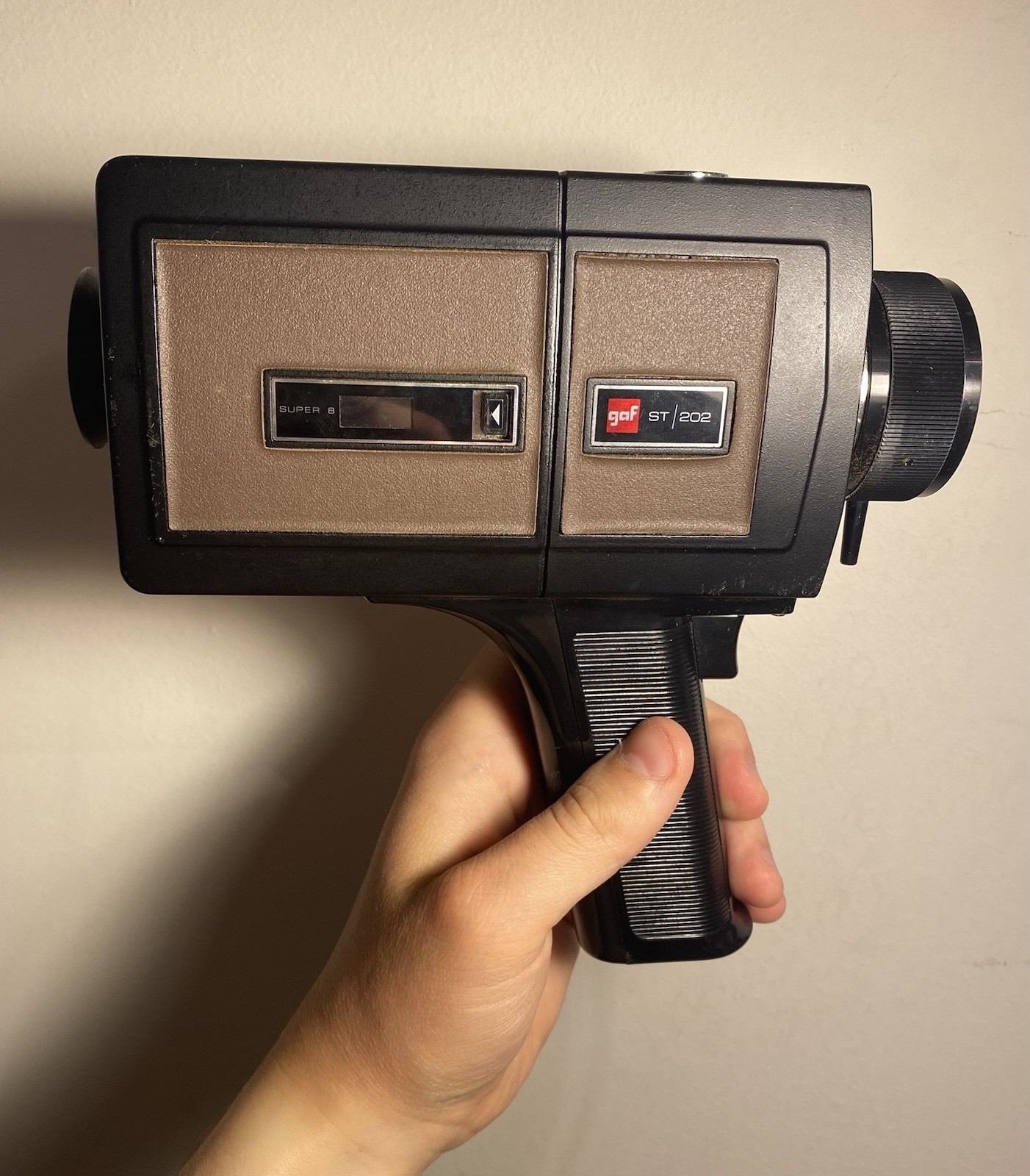 GAF ST/202 Super 8 Vintage Camera From 1973-1974 WORKING!!! SEE VIDEO