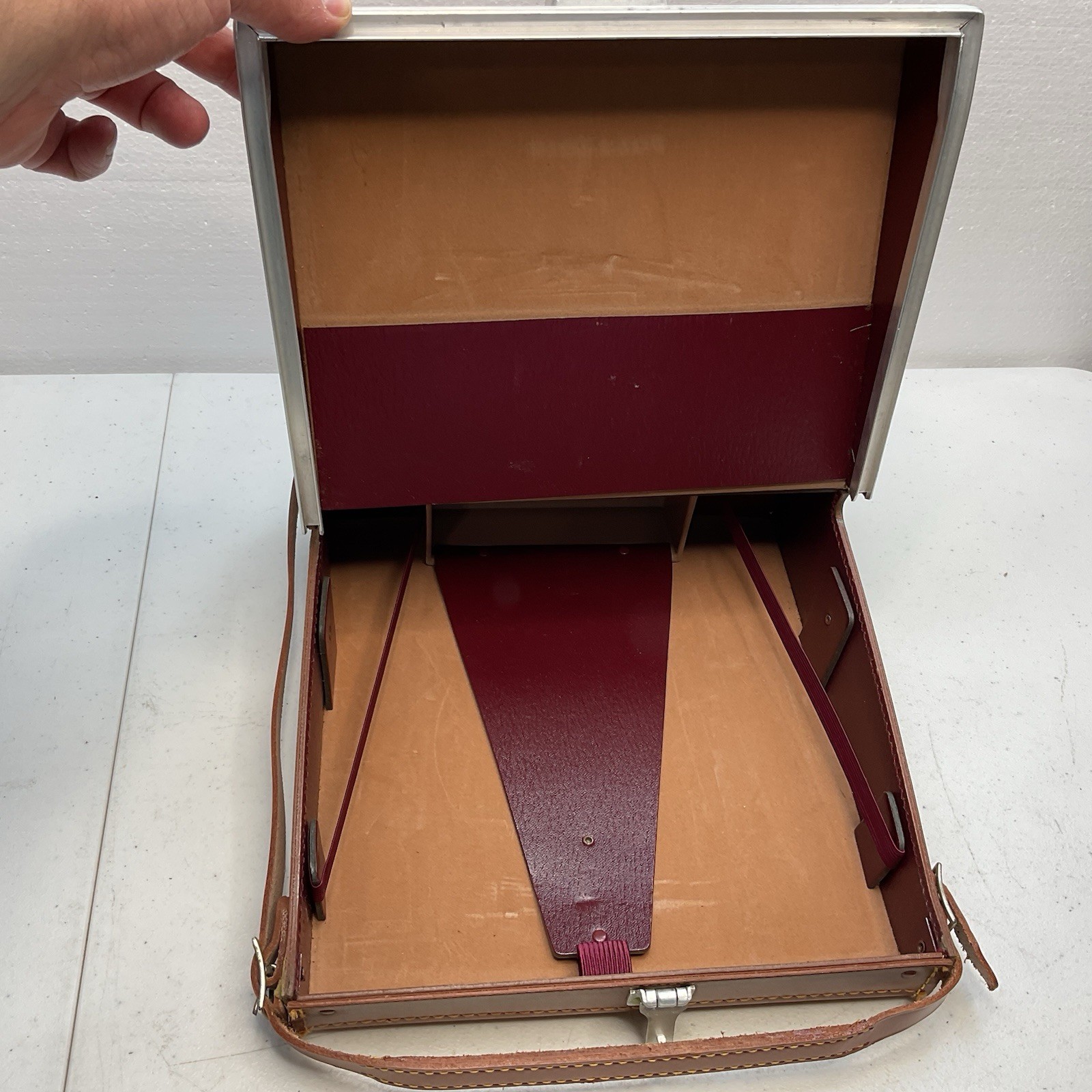 Vintage Polaroid J66 Film Land Camera w/ Leather Case, Box & Manual Untested