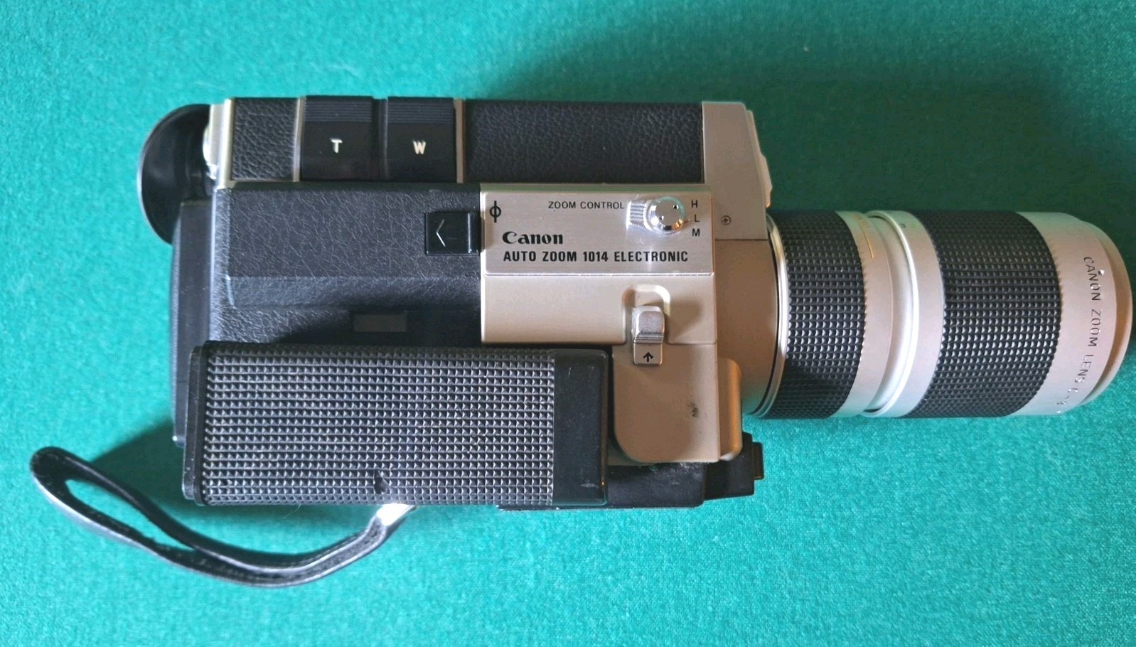 Canon Auto Zoom 1014 Electronic Super 8 Movie Camera