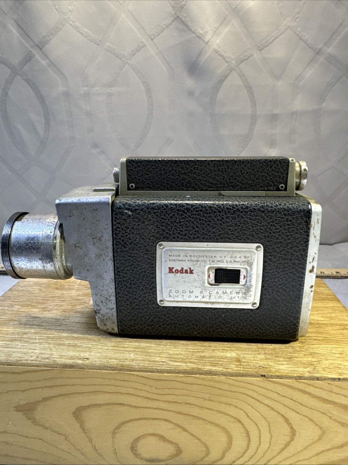 Kodak Zoom 8 movie camera For Parts Untested