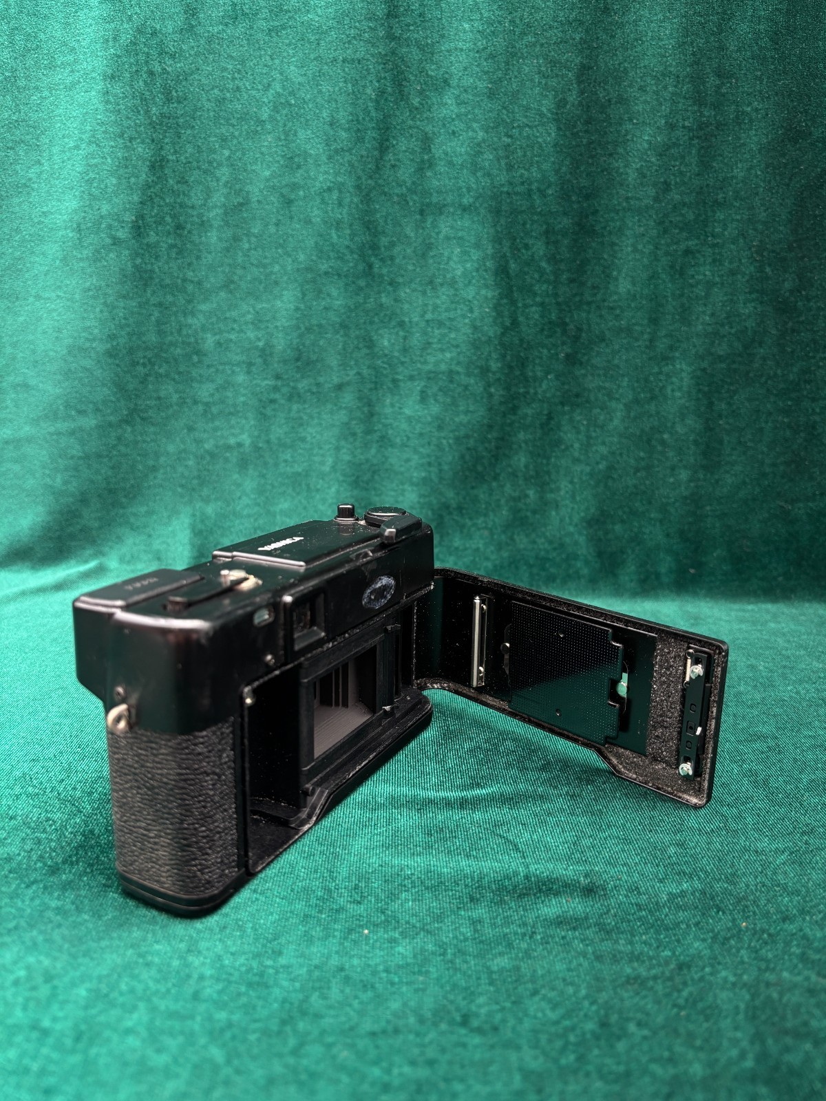 Vintage Yashica Auto Focus Untested