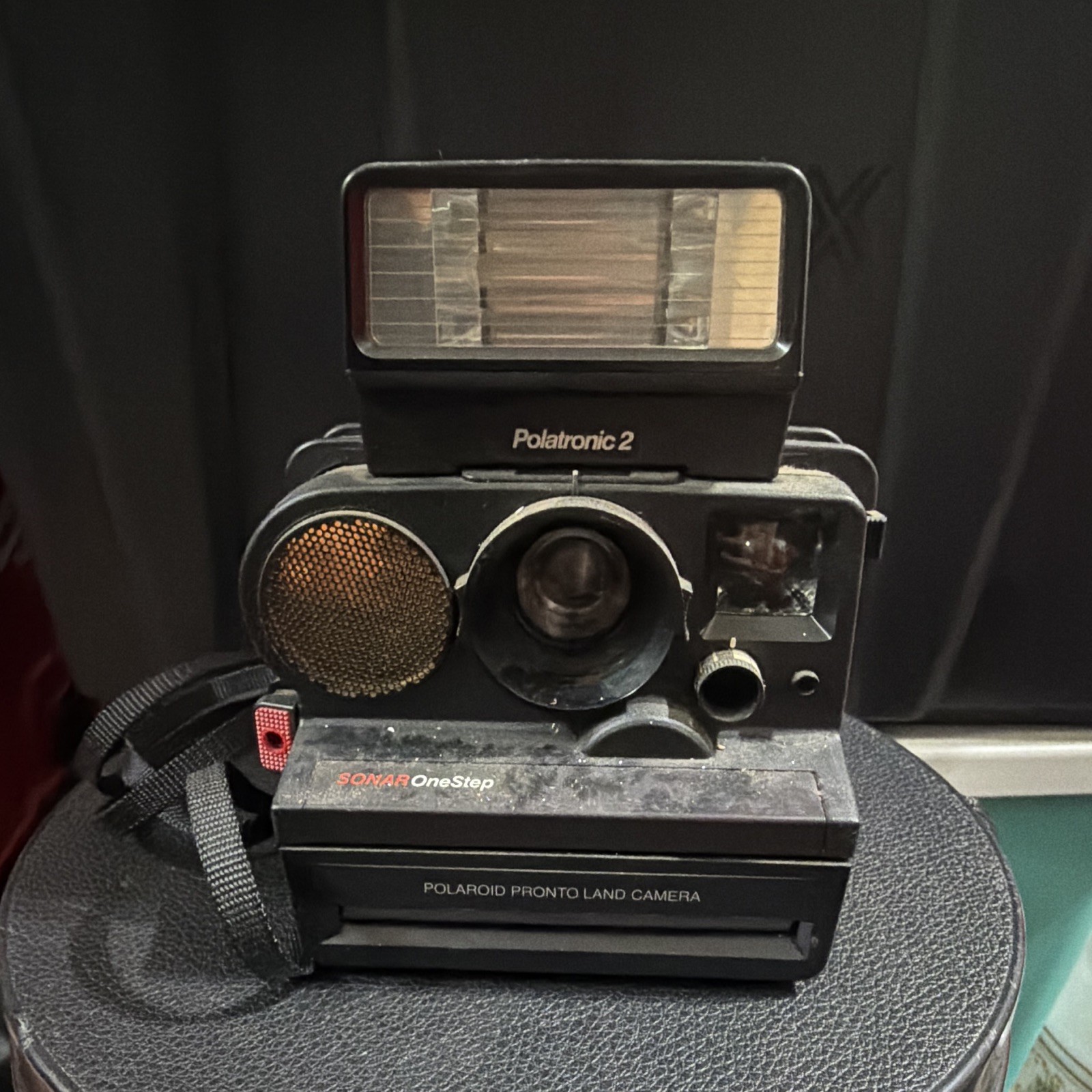 Polaroid Sonar OneStep Pronto Land Instant Camera w/ Polatronic 2 Flash Black