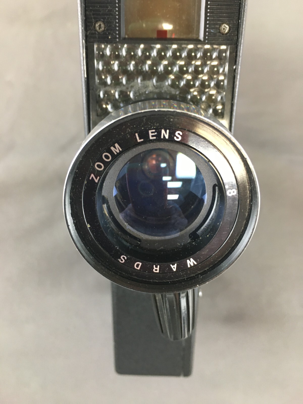 Montgomery Wards Super 8mm Zoom Aim & Shoot Cartridge Load Camera – UNTESTED