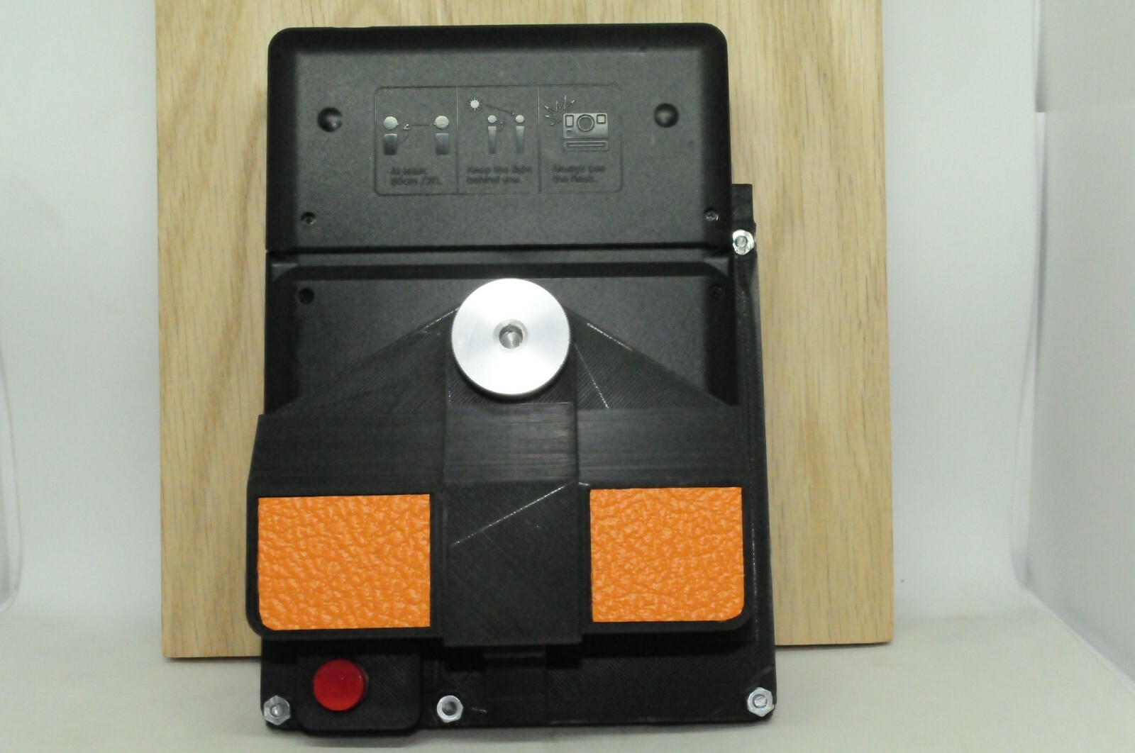 Lo Fi instant back for Polaroid 600se shoots I-type, 600, sx-70 uses aaa