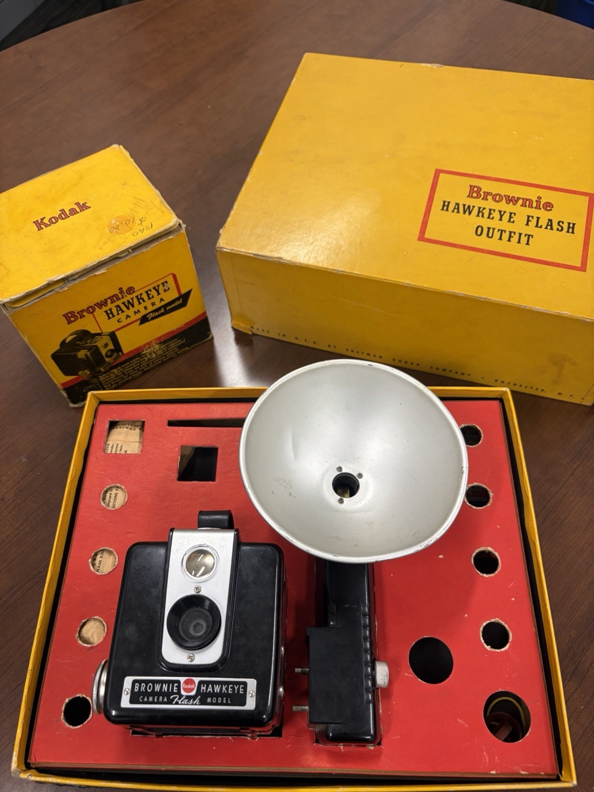 Two Vintage Kodak Brownie Hawkeye Outfit Original Box Flash Camera + Accessories