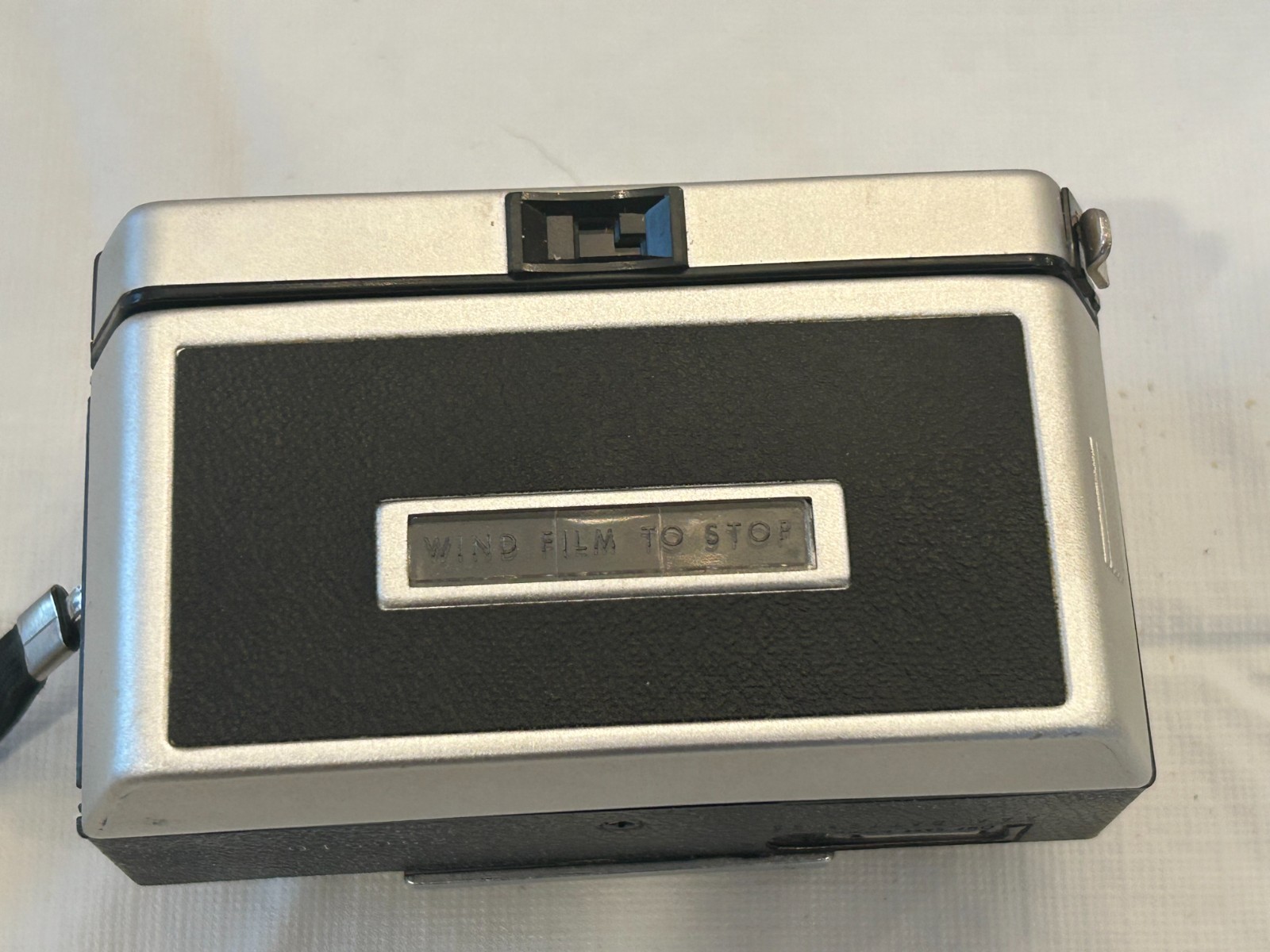 Vintage Kodak Instamatic 304 Camera, Instructions, & Carry Case- Untested