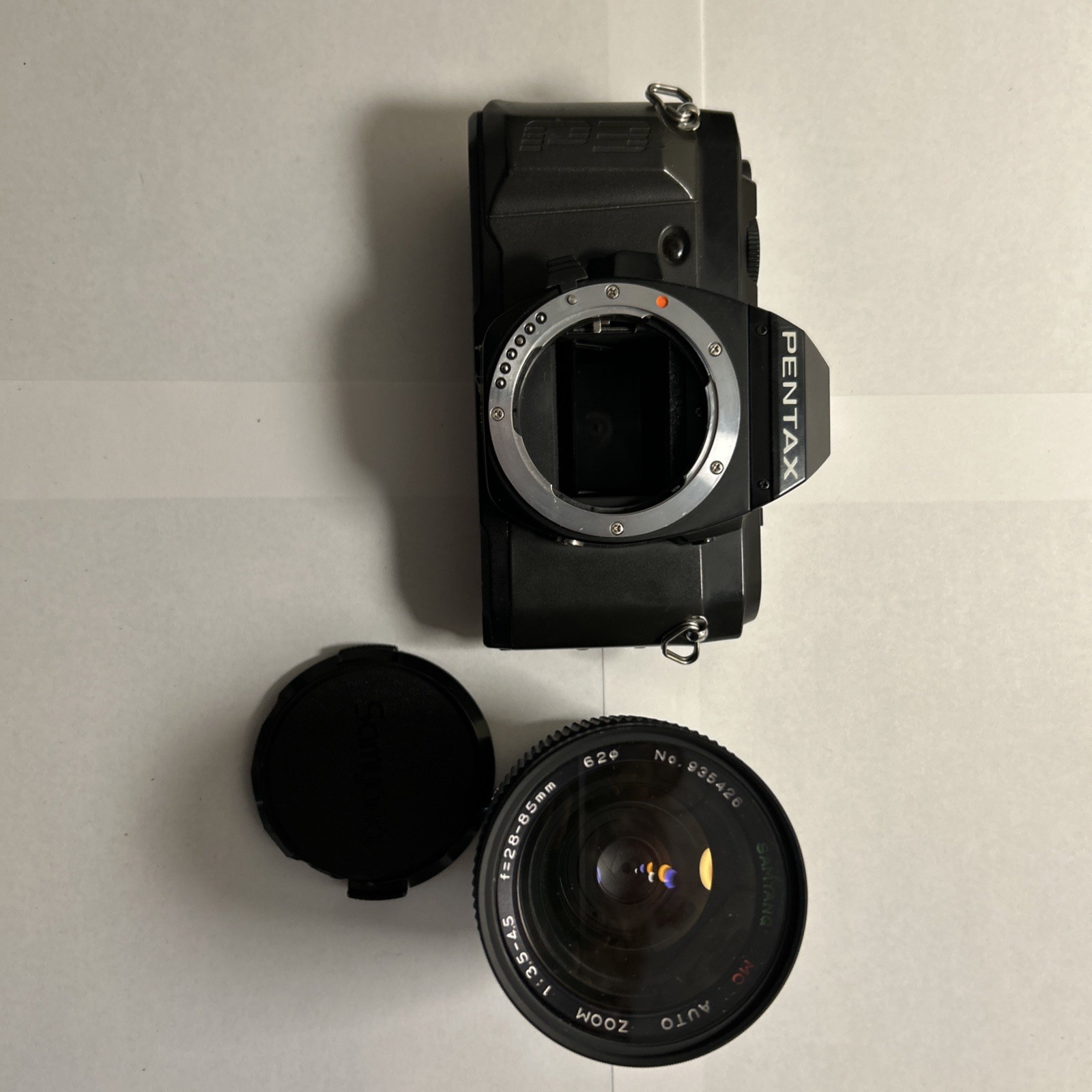 Pentax P3n Vintage 35mm Film Camera Body w/ Samyang 28-85mm Lens UNTESTED