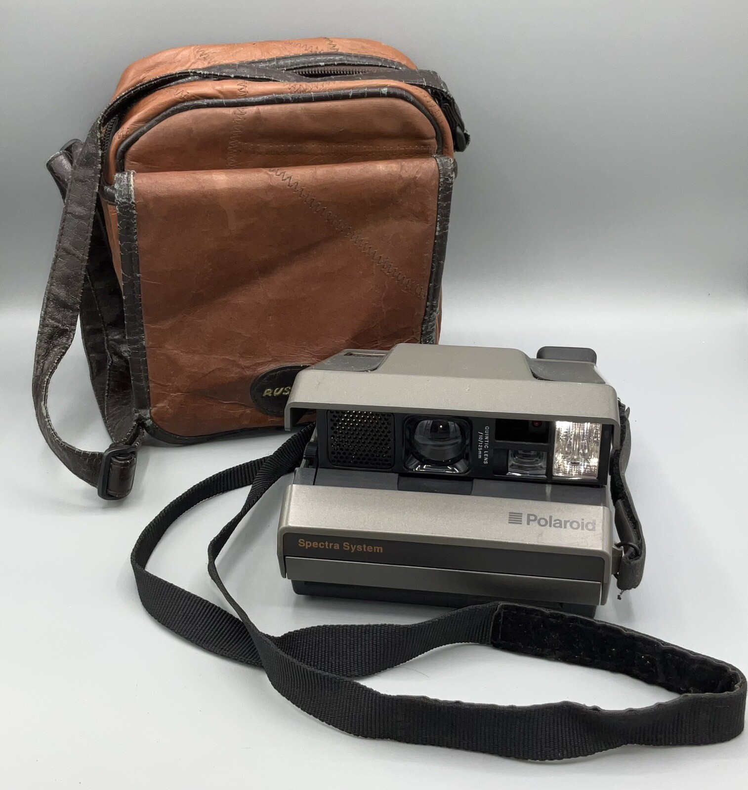 Vtg Polaroid Spectra System Instant Film Camera Flash w/Bag ESTATE Find UNTESTED