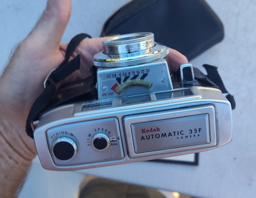 VTG Kodak Automatic 35F 35mm film camera Kodak Ektanar 44mm f:2.8mm lens