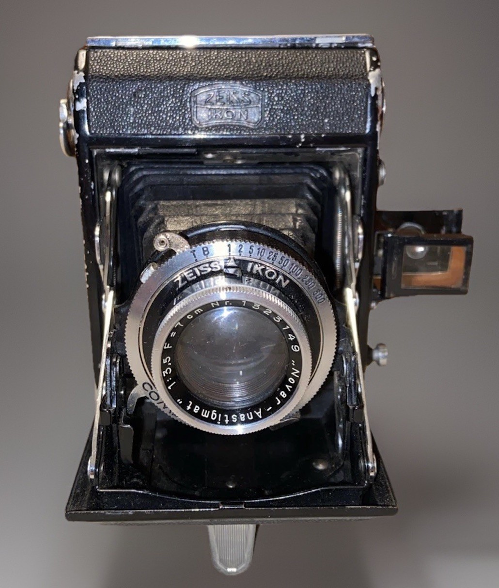 Vintage German Zeiss Ikon Novar Anastigmat Folding Camera – Photo des Nations