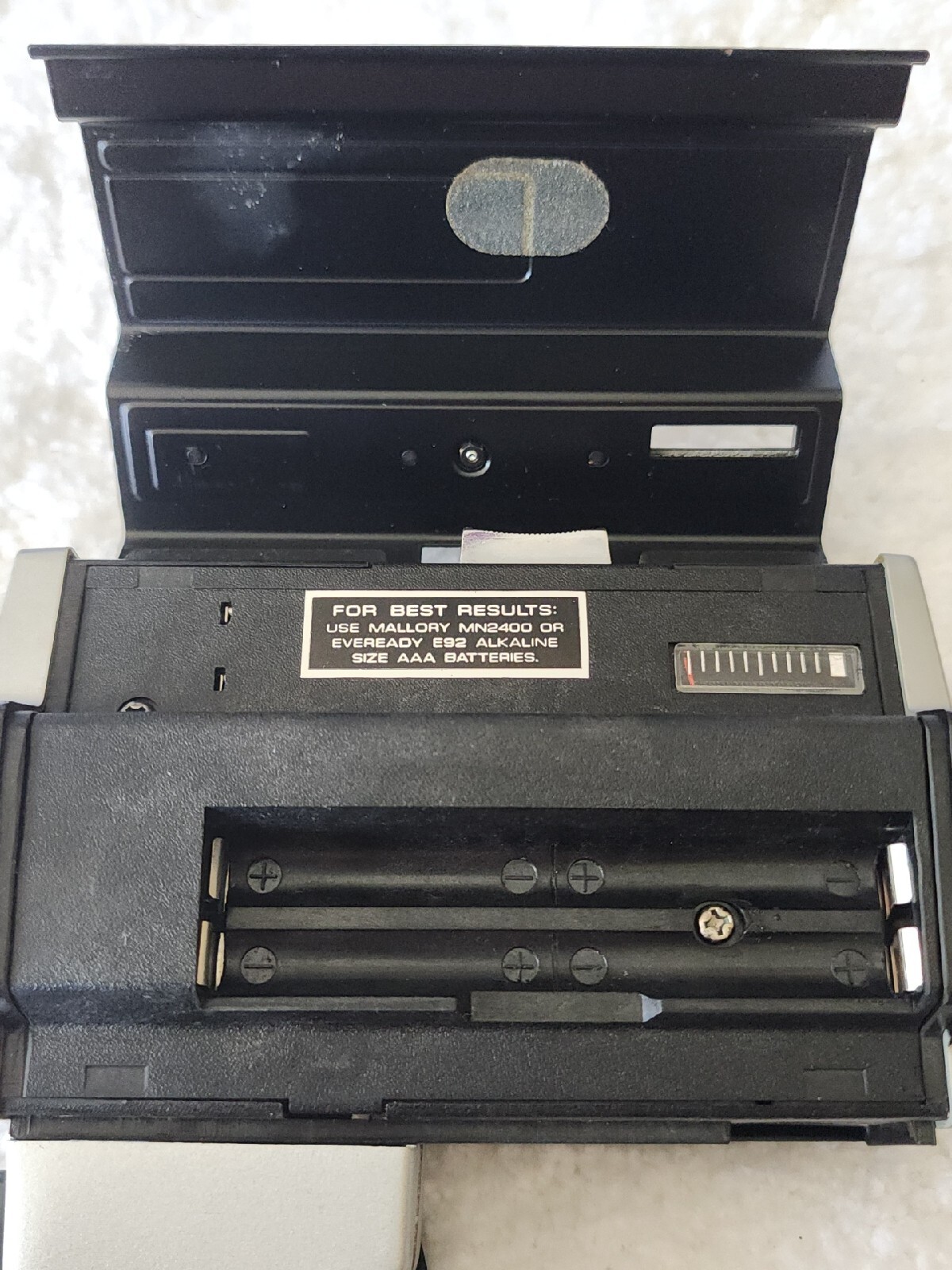 VINTAGE BELL & HOWELL AUTOLOAD ZOOM 1201 SUPER 8 FILM MOVIE CAMERA WITH CASE