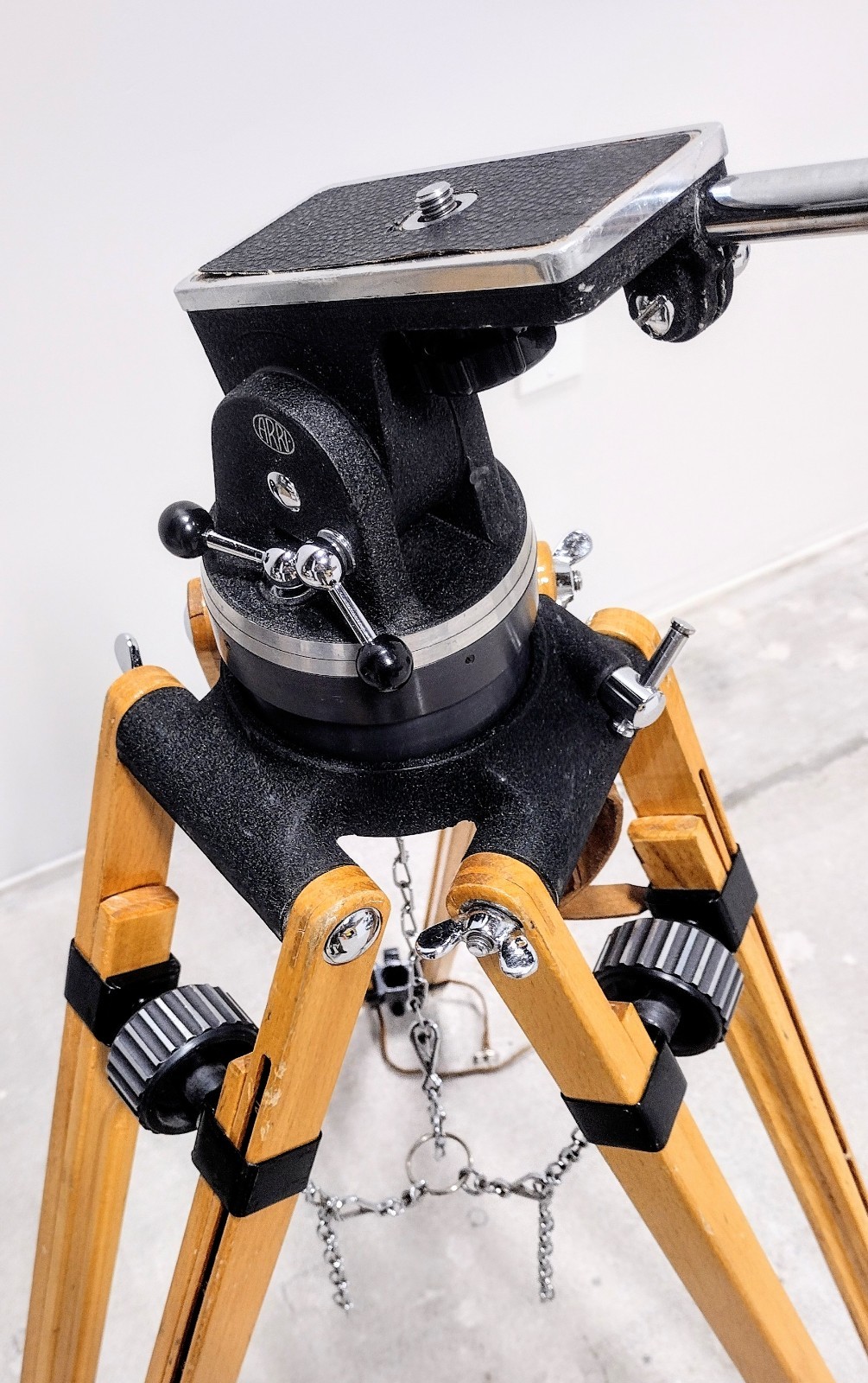 Arri, Arriflex 16S, 16SB Tripod. Excellent Plus Condition. Very Clean. See…