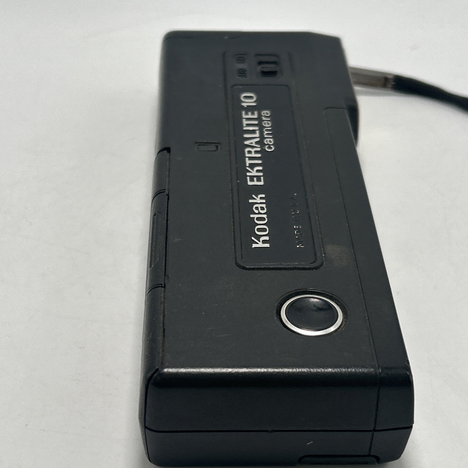 2G Vintage Kodak Ektralite 10 Camera Point Shoot – 110 Film Untested
