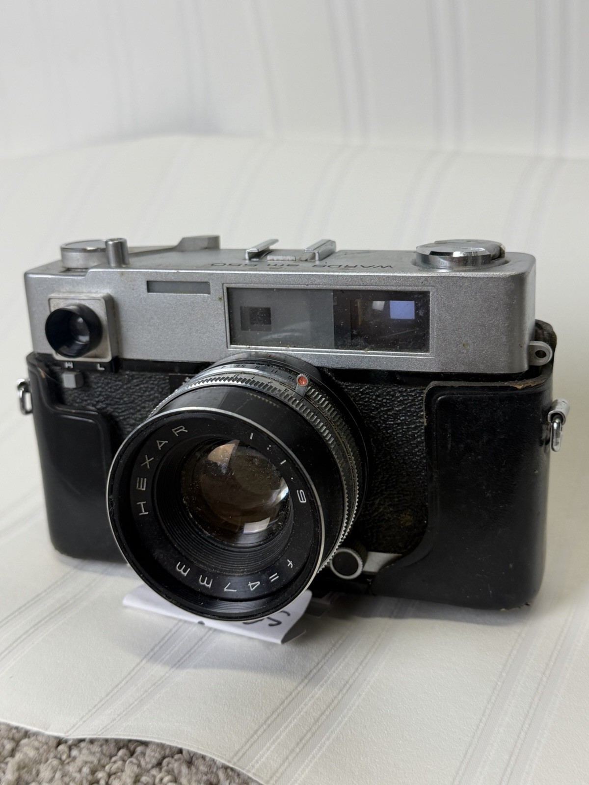 vintage Wards AM-550 35mm film camera