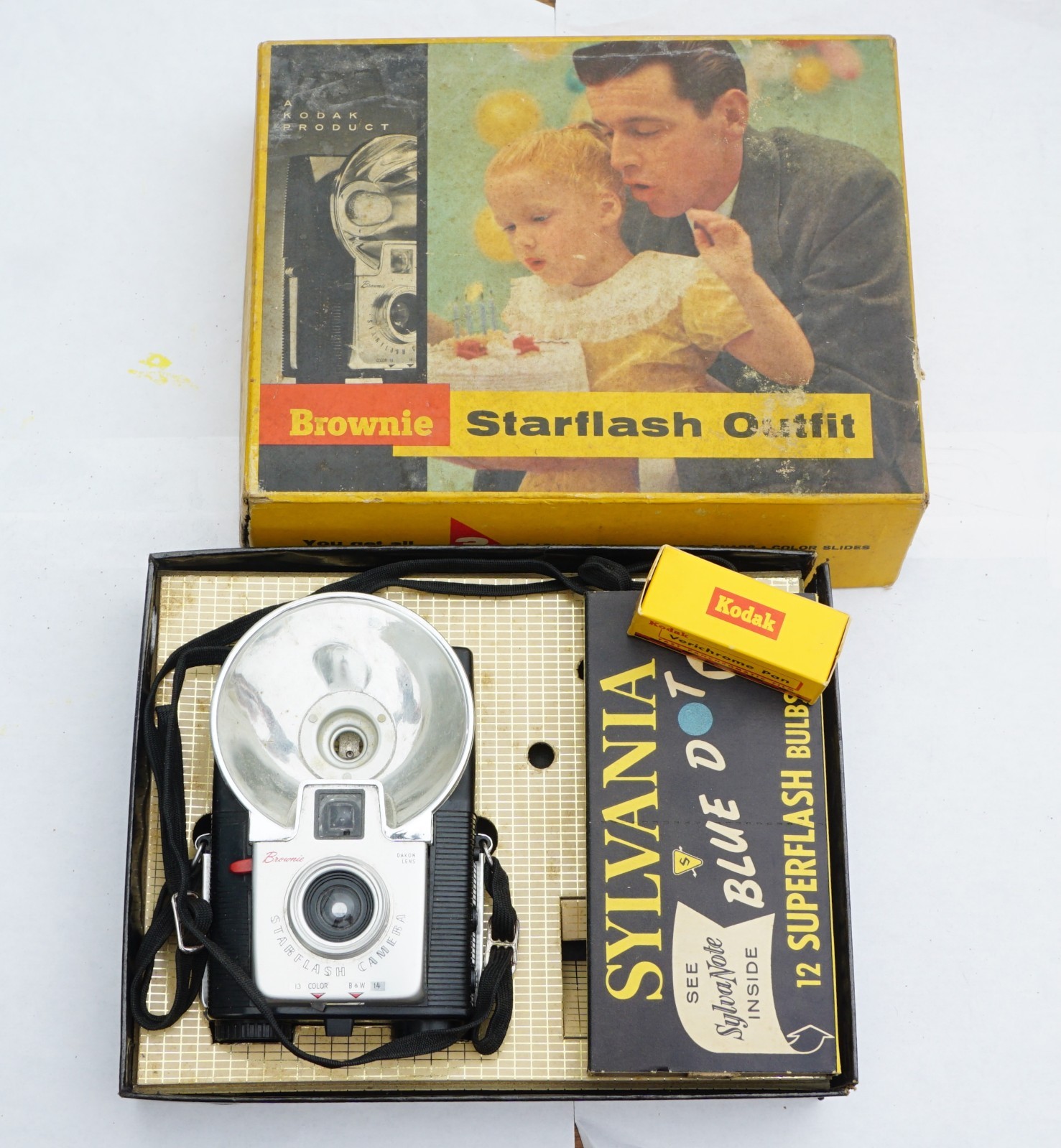 Kodak Brownie Starflash Outfit.