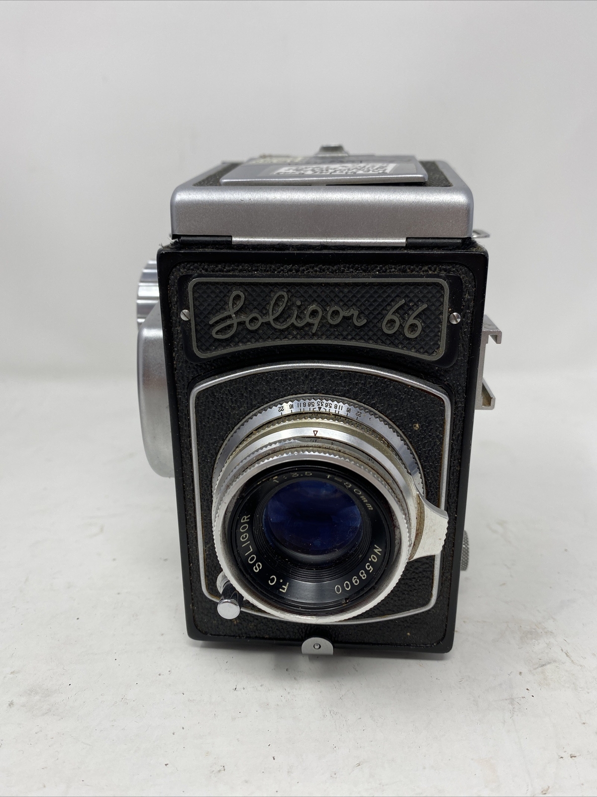 Vintage Japan Fujita Soligor 66 Medium Format Camera with Case, 80/3.5 Lens Read
