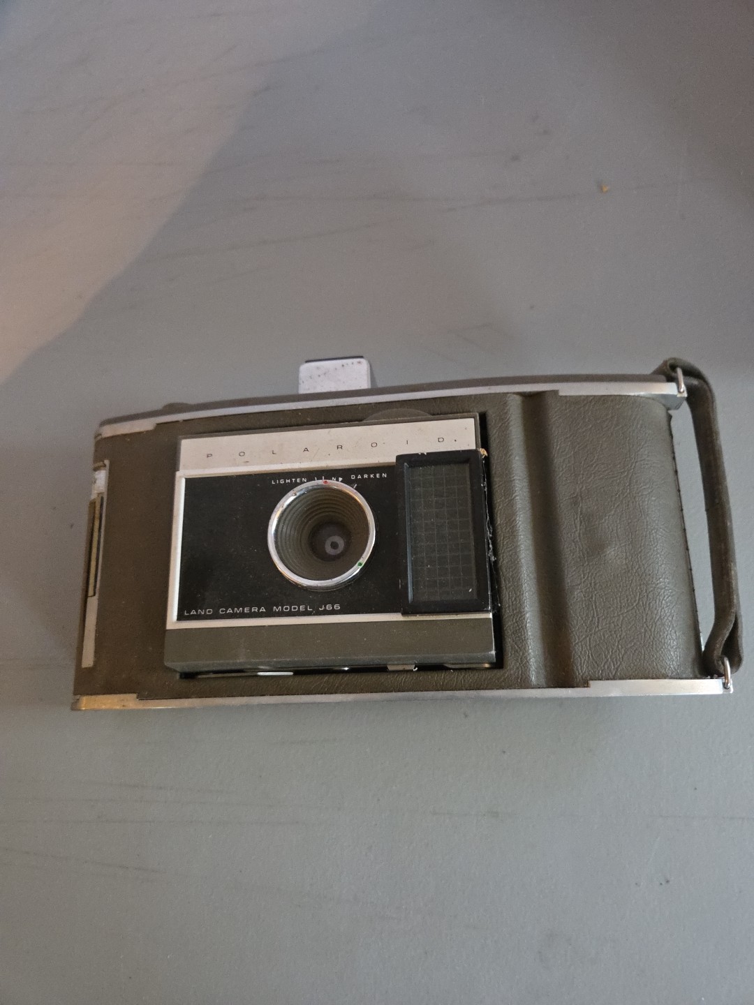 VINTAGE POLAROID LAND CAMERA Model J66 No Manual No Case Untested