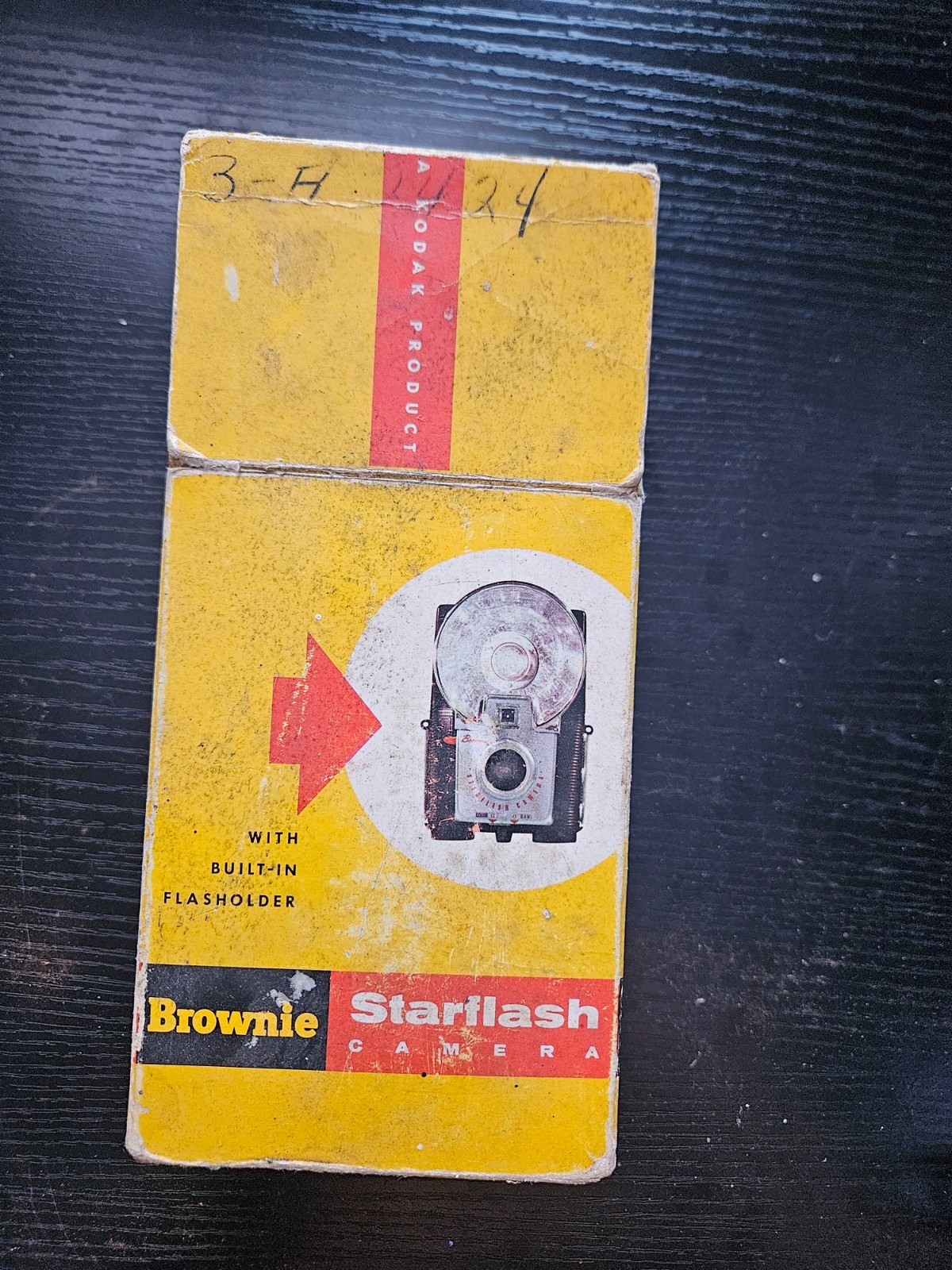 Kodak Brownie StarFlash Camera W/ Strap & Box. Shutter Works. Flash Untested.