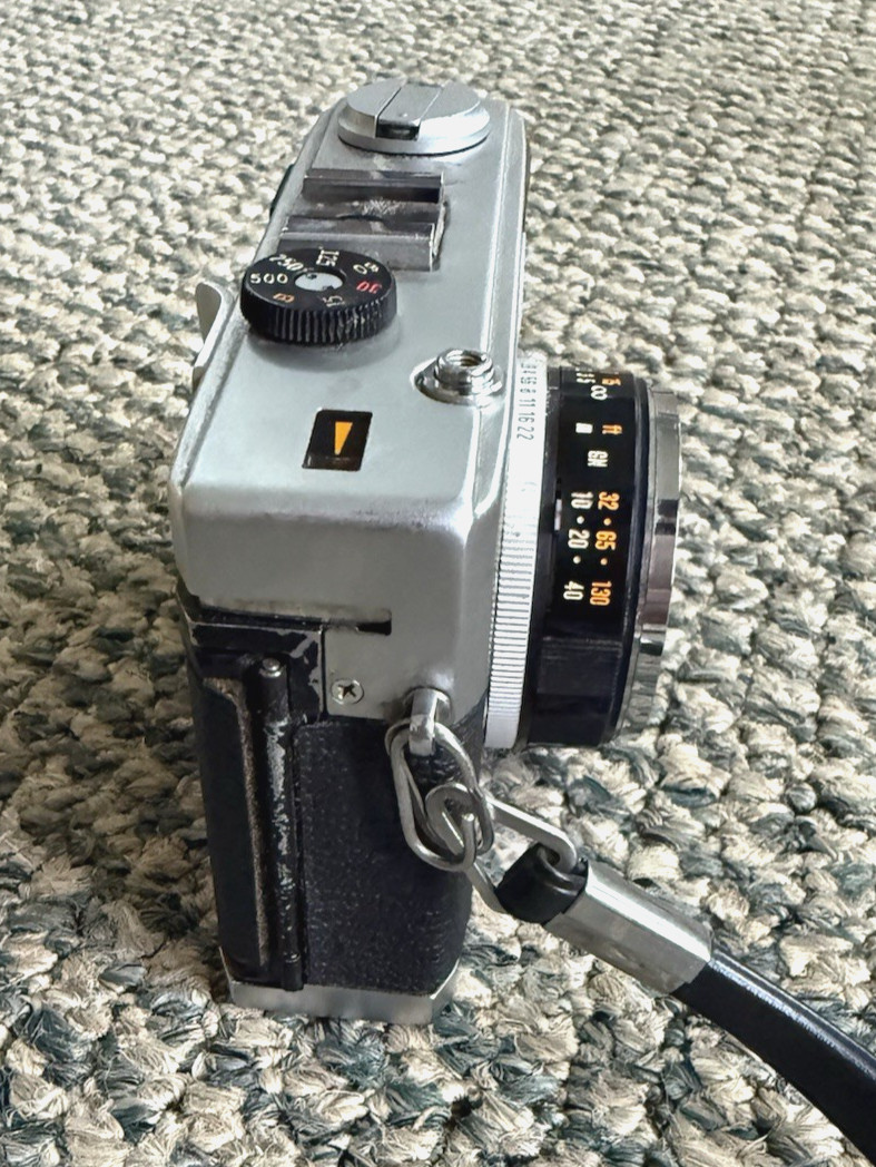 Vintage Olympus 35 RC Rangefinder 35mm Film Camera w Zuiko Lens, Untested