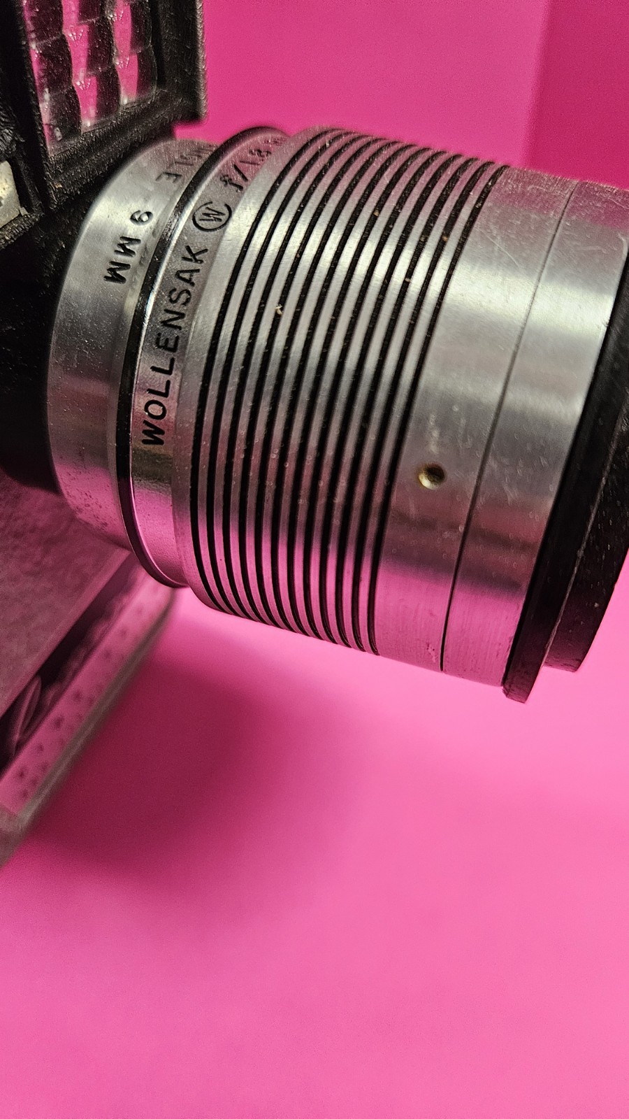 Revere EYE-MATIC CINE-ZOOM Spool 8MM 114 Camera f/1.8 RAPTAR Zoom Lens VINTAGE