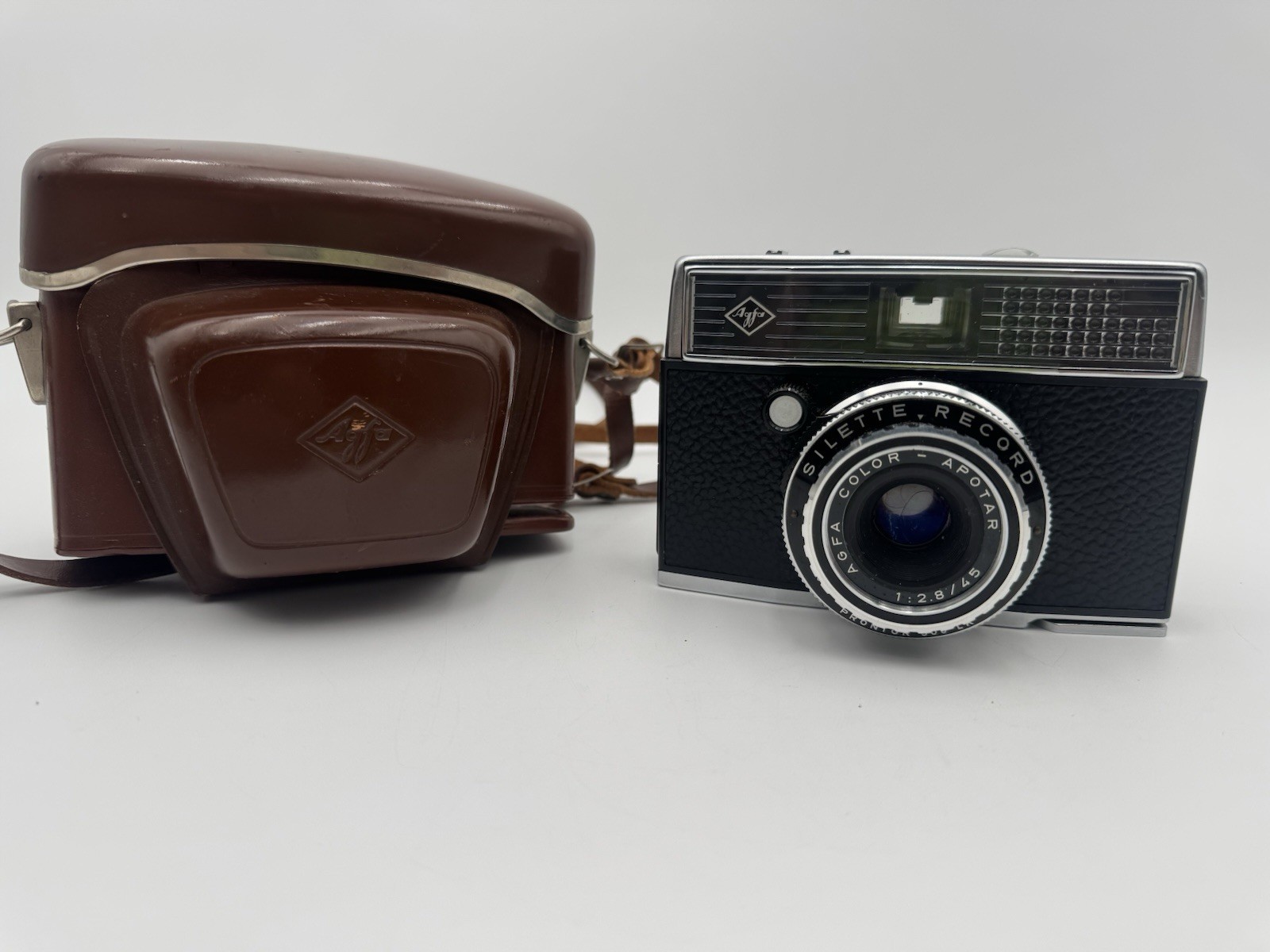 AGFA Silette Record Prontor 500 LK 35mm Camera Color-Apatar Lens w/Case