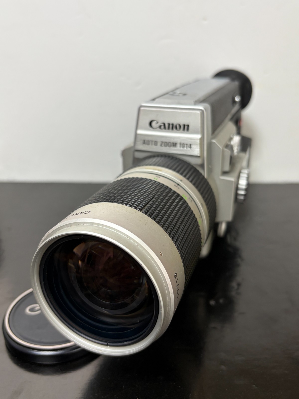 Read 🌟 NEAR MINT+ 🌟 Canon Auto Zoom 1014 Electronic Super 8 Movie Camera JAPAN