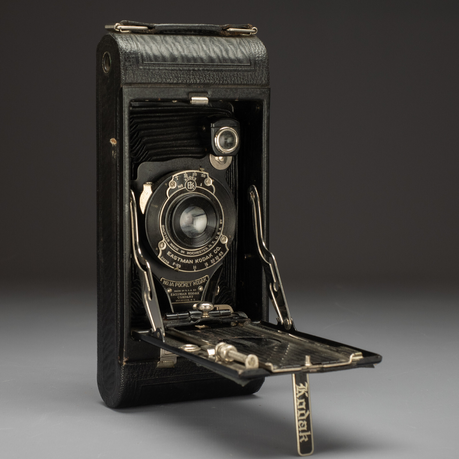 No.1A Pocket Kodak Very Clean 1926-1932 Film Size 116 With Case