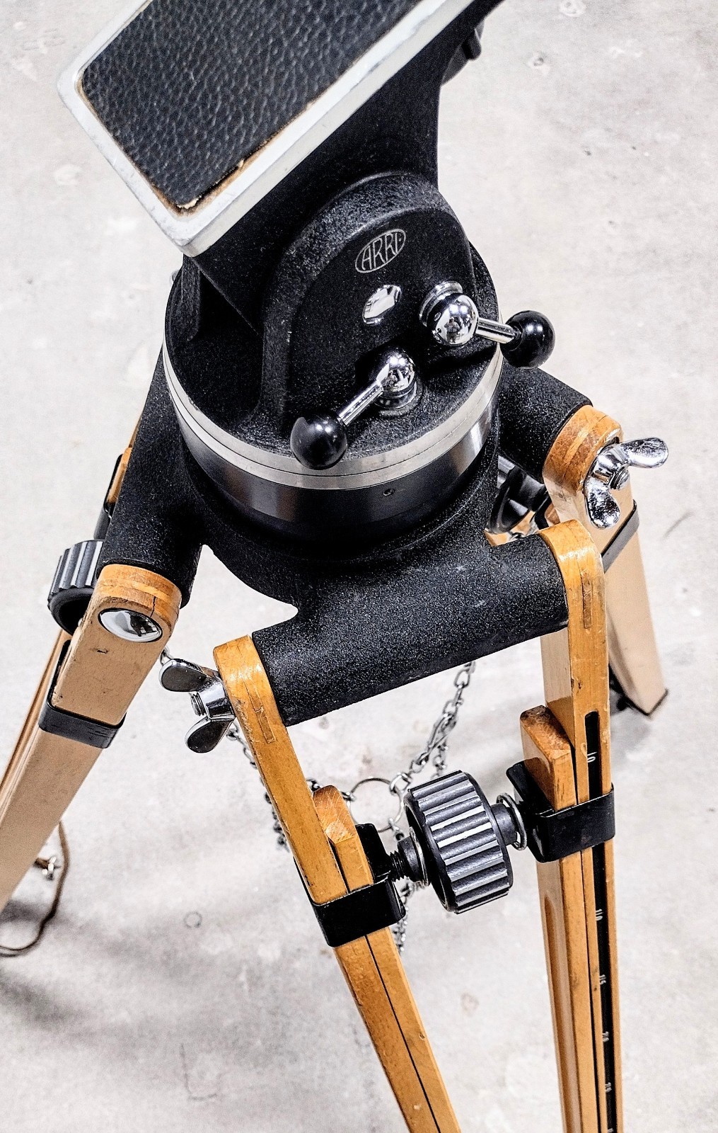 Arri, Arriflex 16S, 16SB Tripod. Excellent Plus Condition. Very Clean. See…