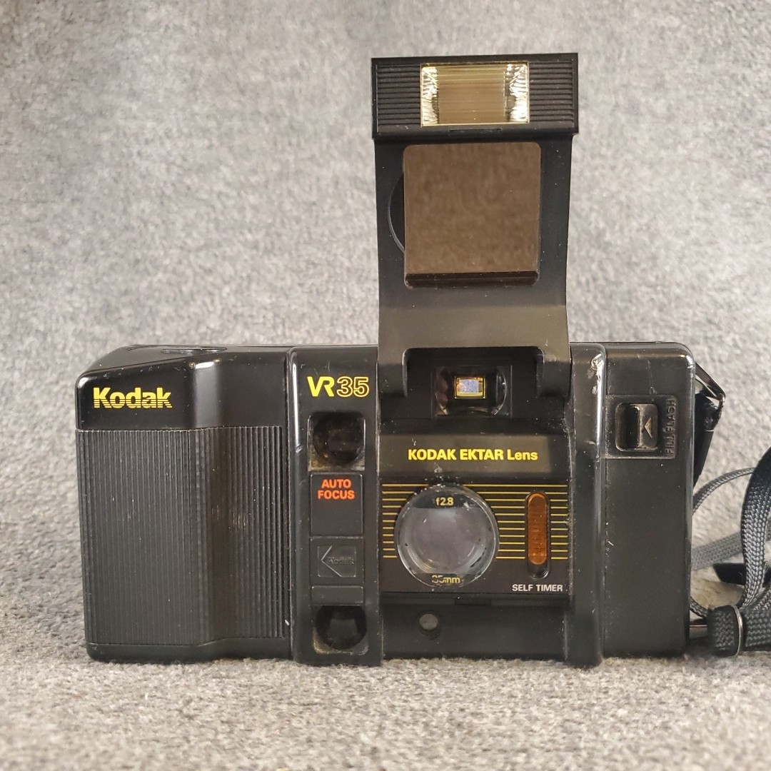 Vintage Kodak VR35 K12 35mm Film Camera W/O Battery Untested