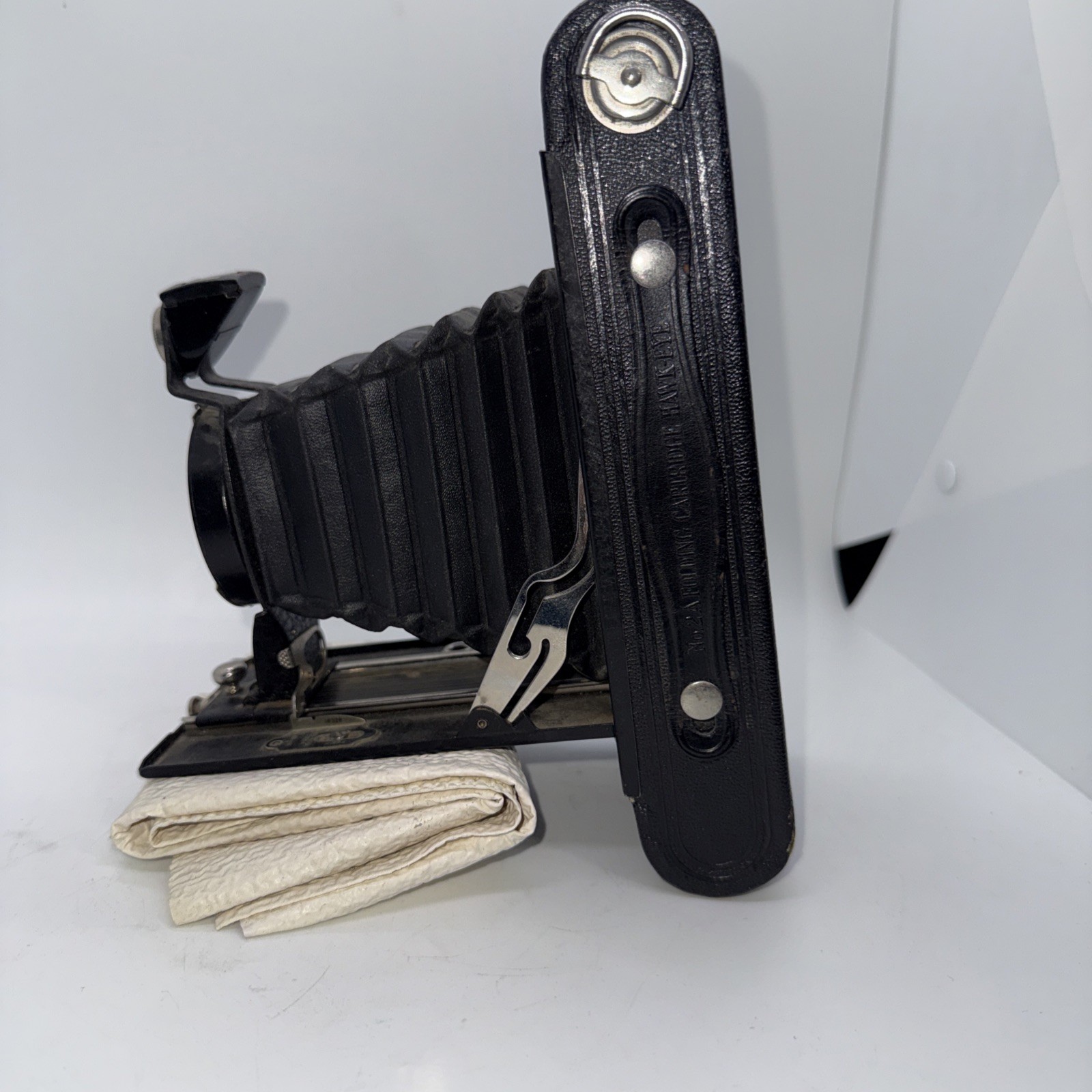 Eastman Kodak No. 2A Folding Cartridge Hawkeye Model B Camera 1926-34 Nice A5