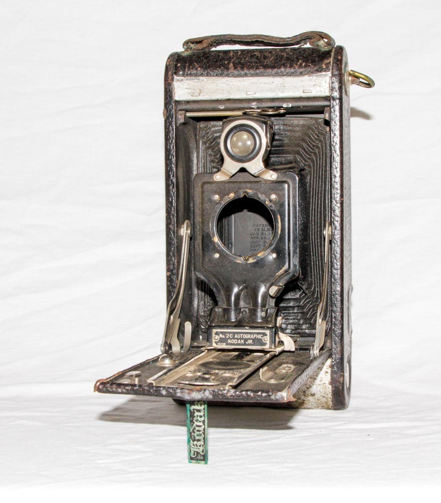 Kodak Jr No 2-C Autographic Junior Folding Camera in Leather Case for parts only