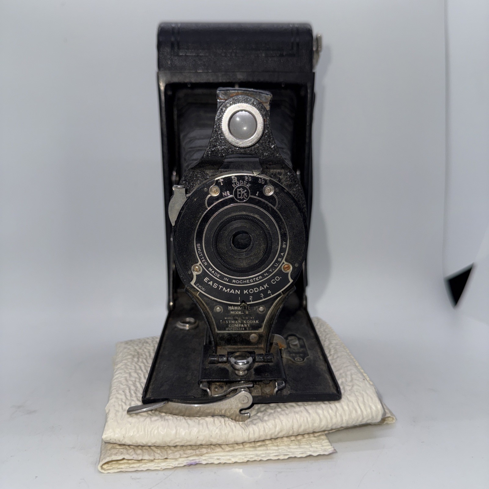 Eastman Kodak No. 2A Folding Cartridge Hawkeye Model B Camera 1926-34 Nice A5