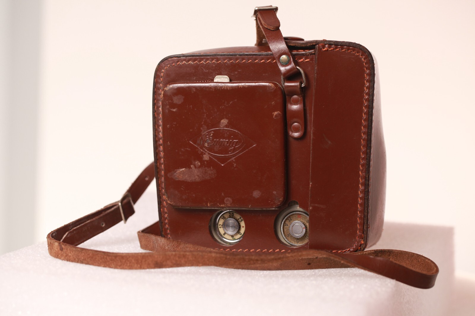 Eumig C3 Regular 8mm Movie Camera – 1950’s vintage collectible with case