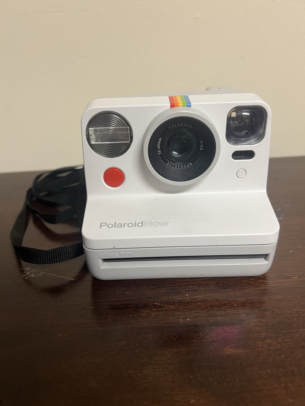 Polaroid Now White No Charger Or Film *camera Only* Working
