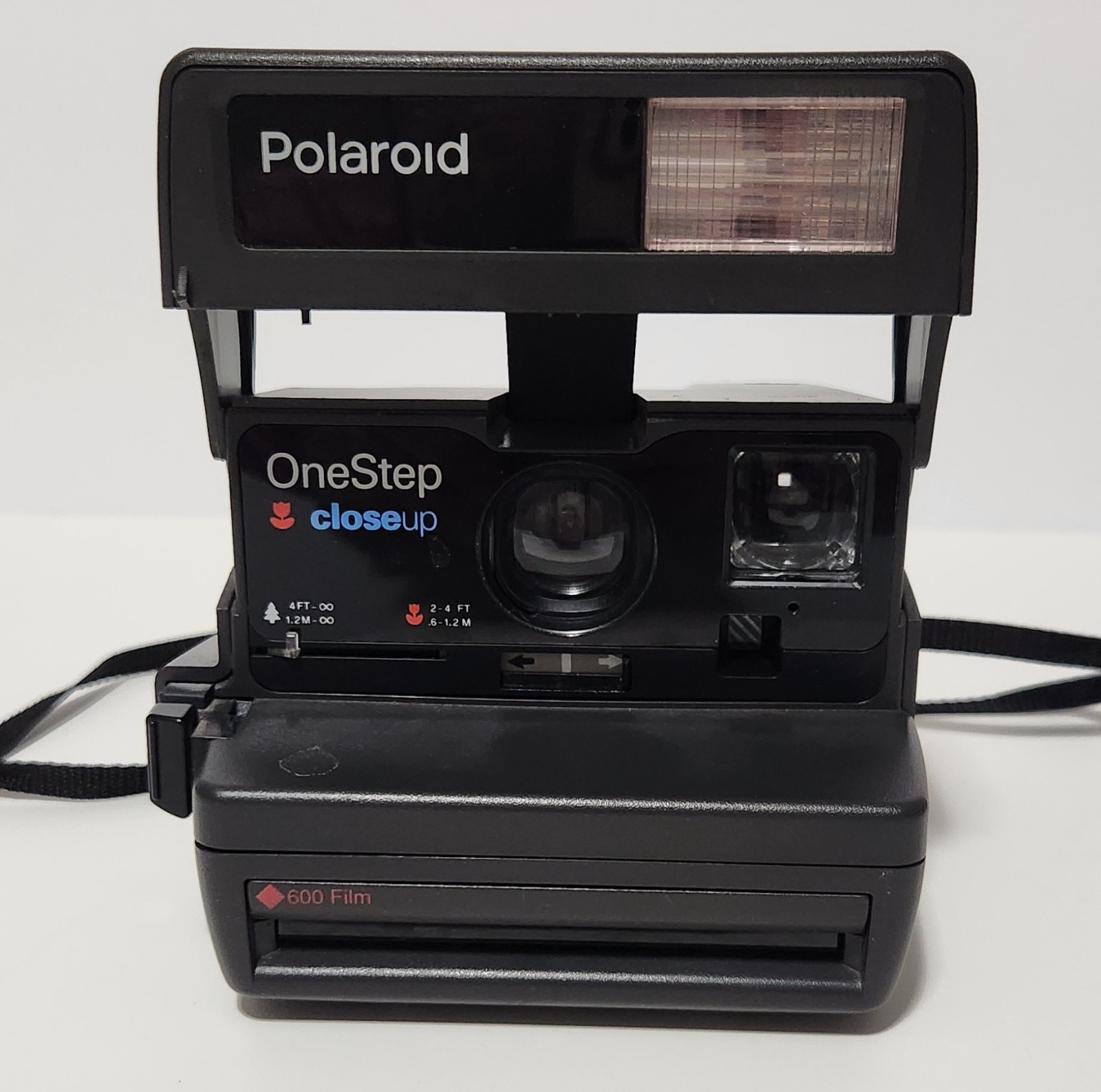 Vintage Polaroid Camera One Step Close Up With Flash Uses 600 Film