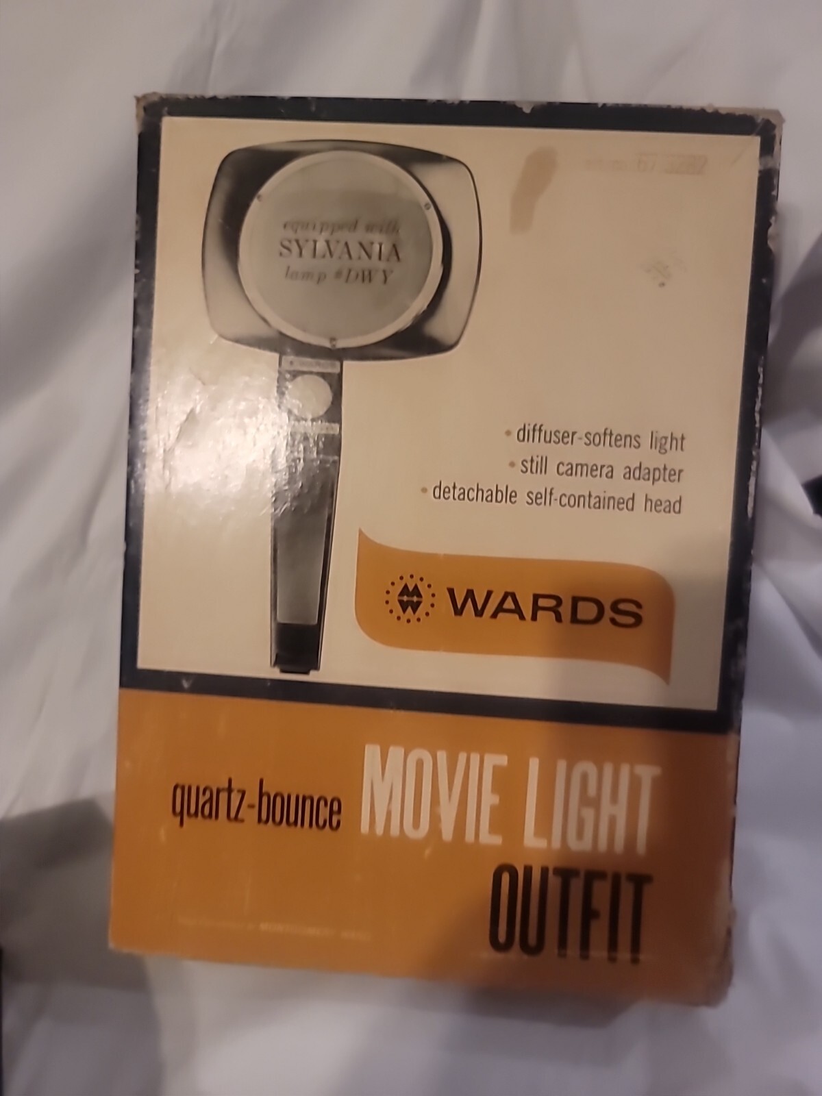 Vintage Montgomery Wards Movie Light outfit 67-3282