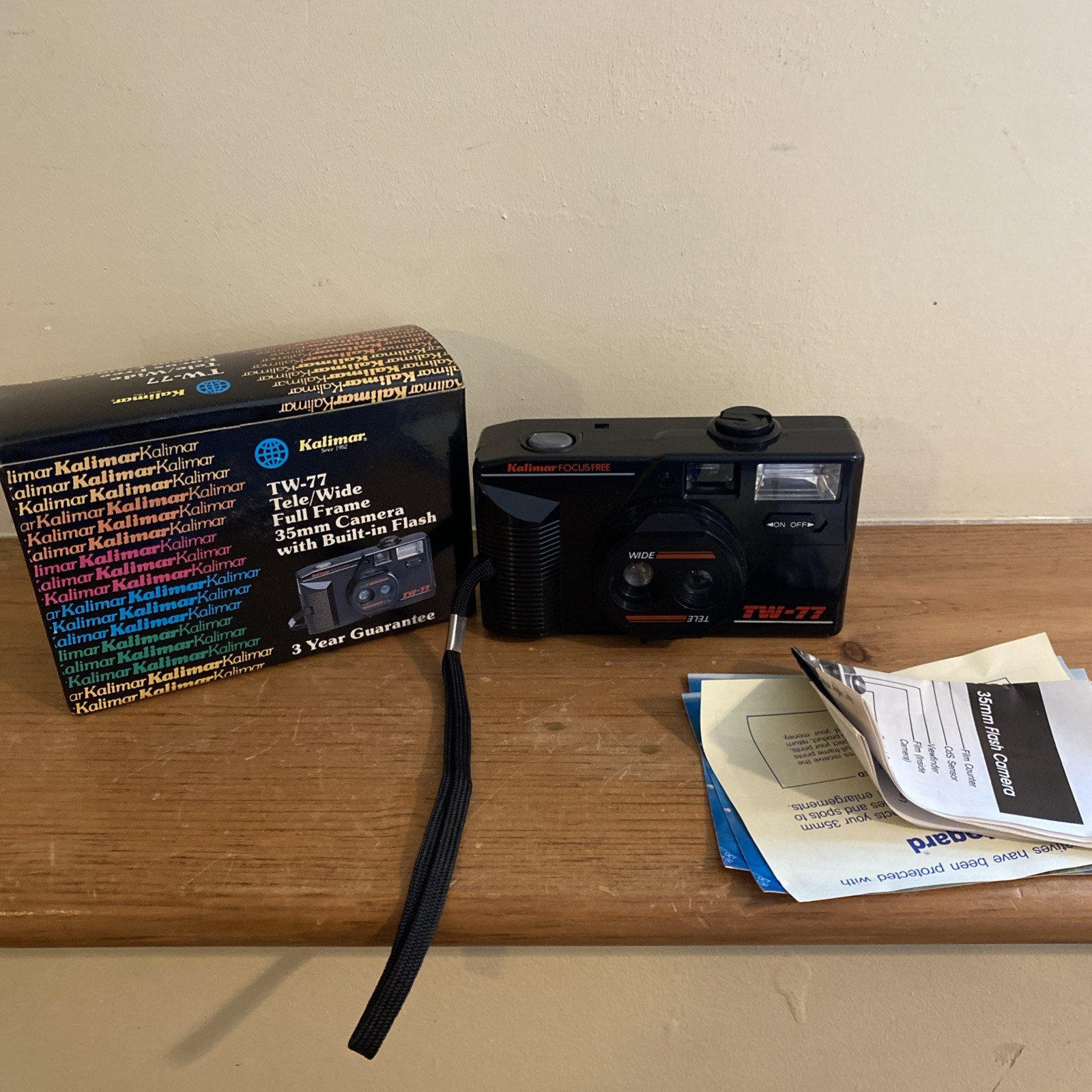 Vintage Kalimar TW-77 35mm Film Camera Tele/Wide Full Frame Flash In Box WORKS