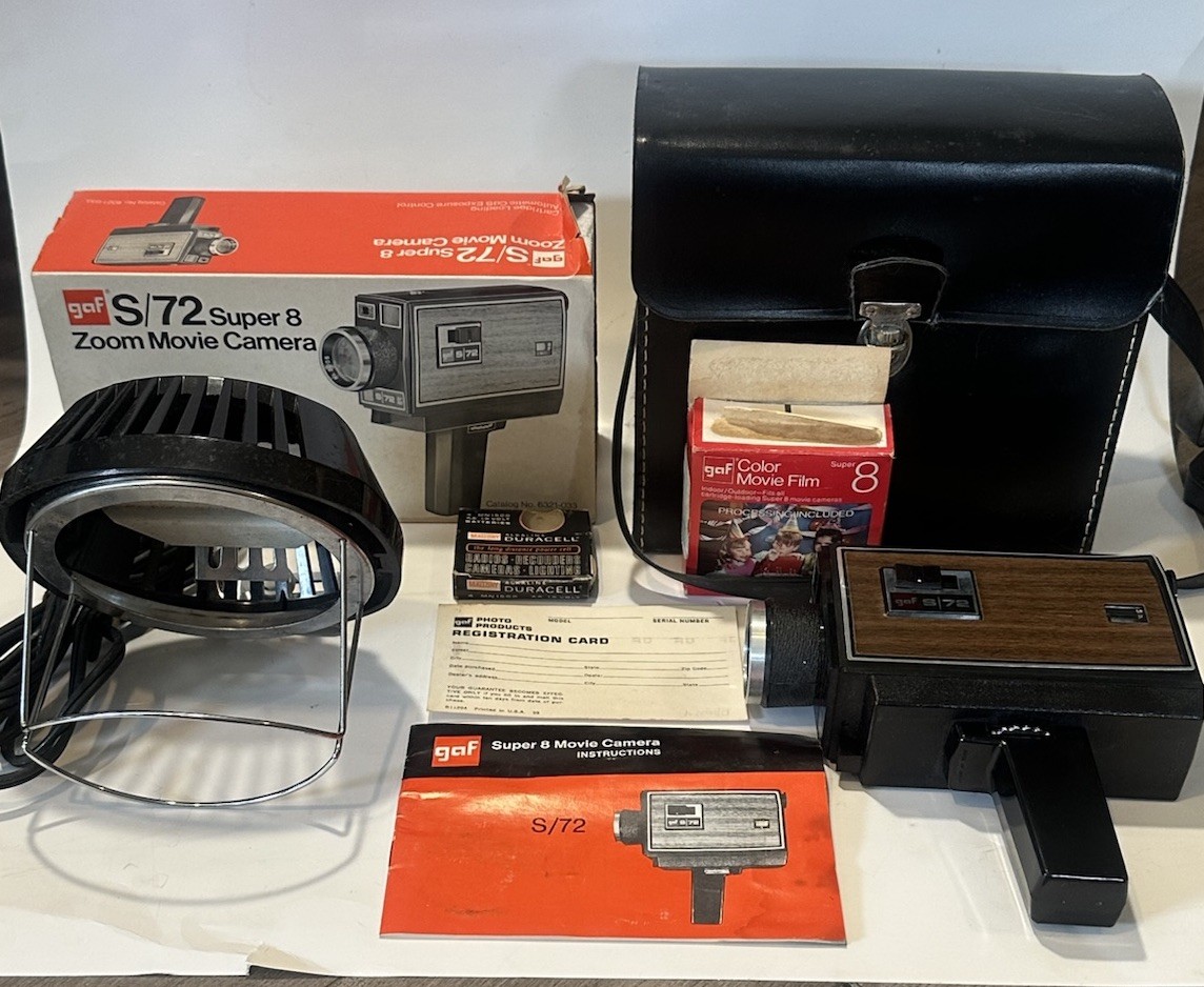 Vintage 1970 Gaf S/72 Super 8 Camera Set +Light Case ORIGINAL BOX/MANUAL 🤯📽️