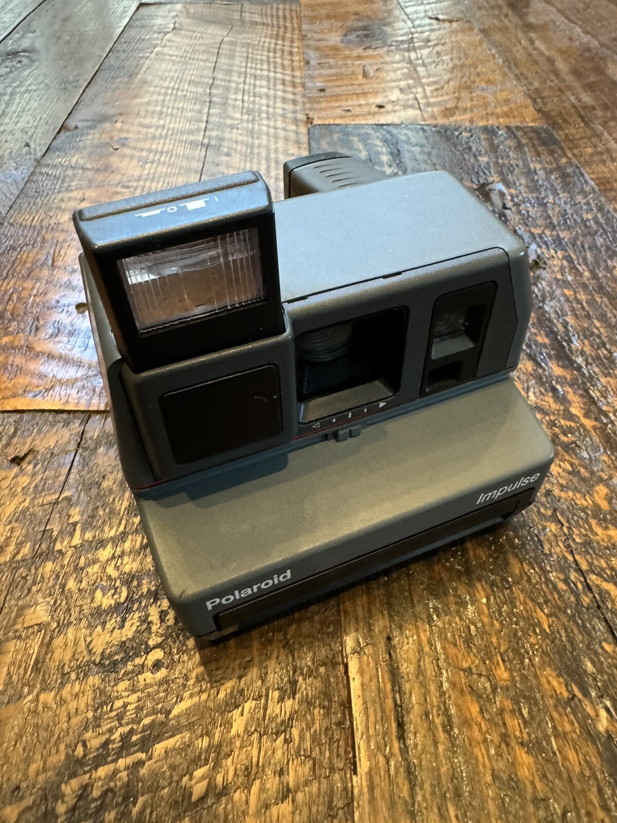 Vintage Polaroid Impulse Instant Photo Camera 600 Plus Film Retro Photography