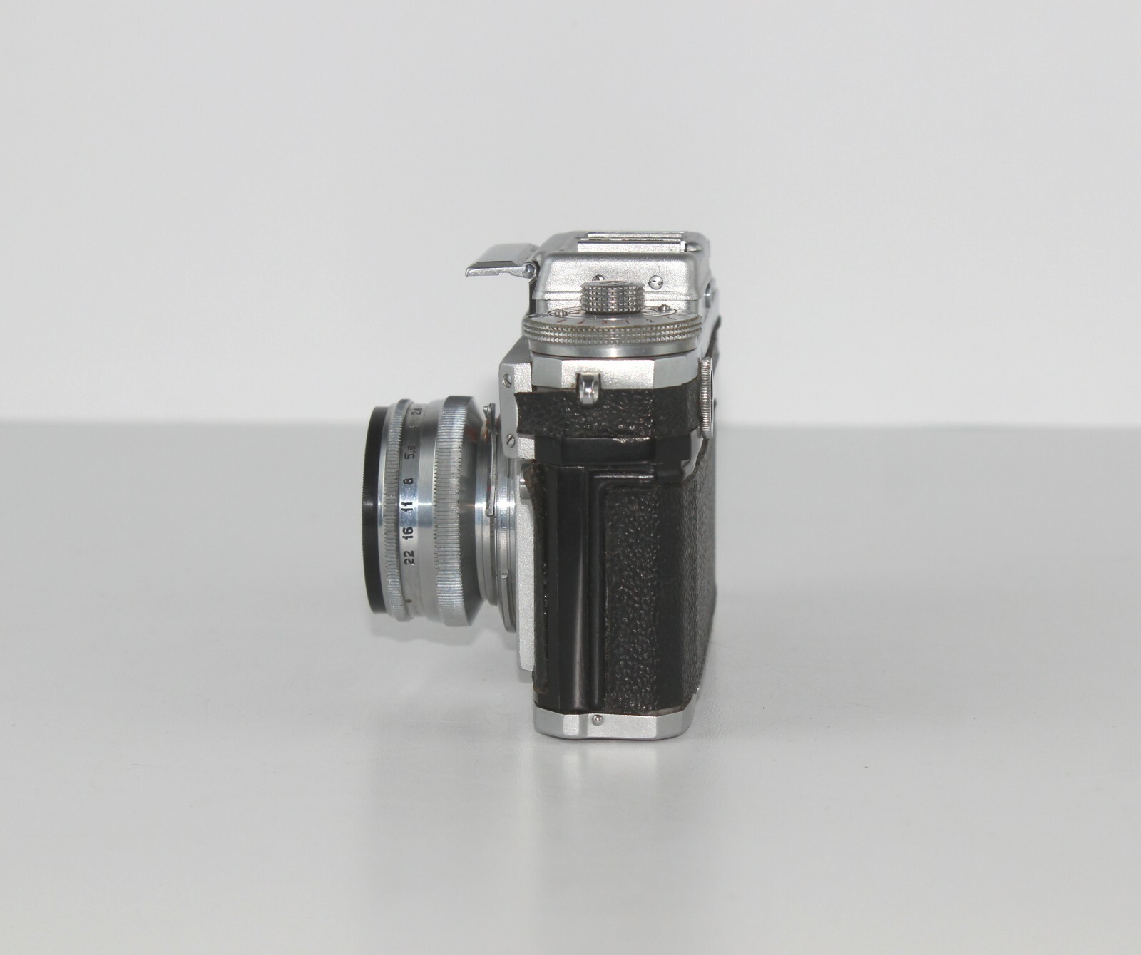 KIEV – 4A Soviet Camera Lens JUPITER – 8M (2 / 53) CONTAX camera USSR