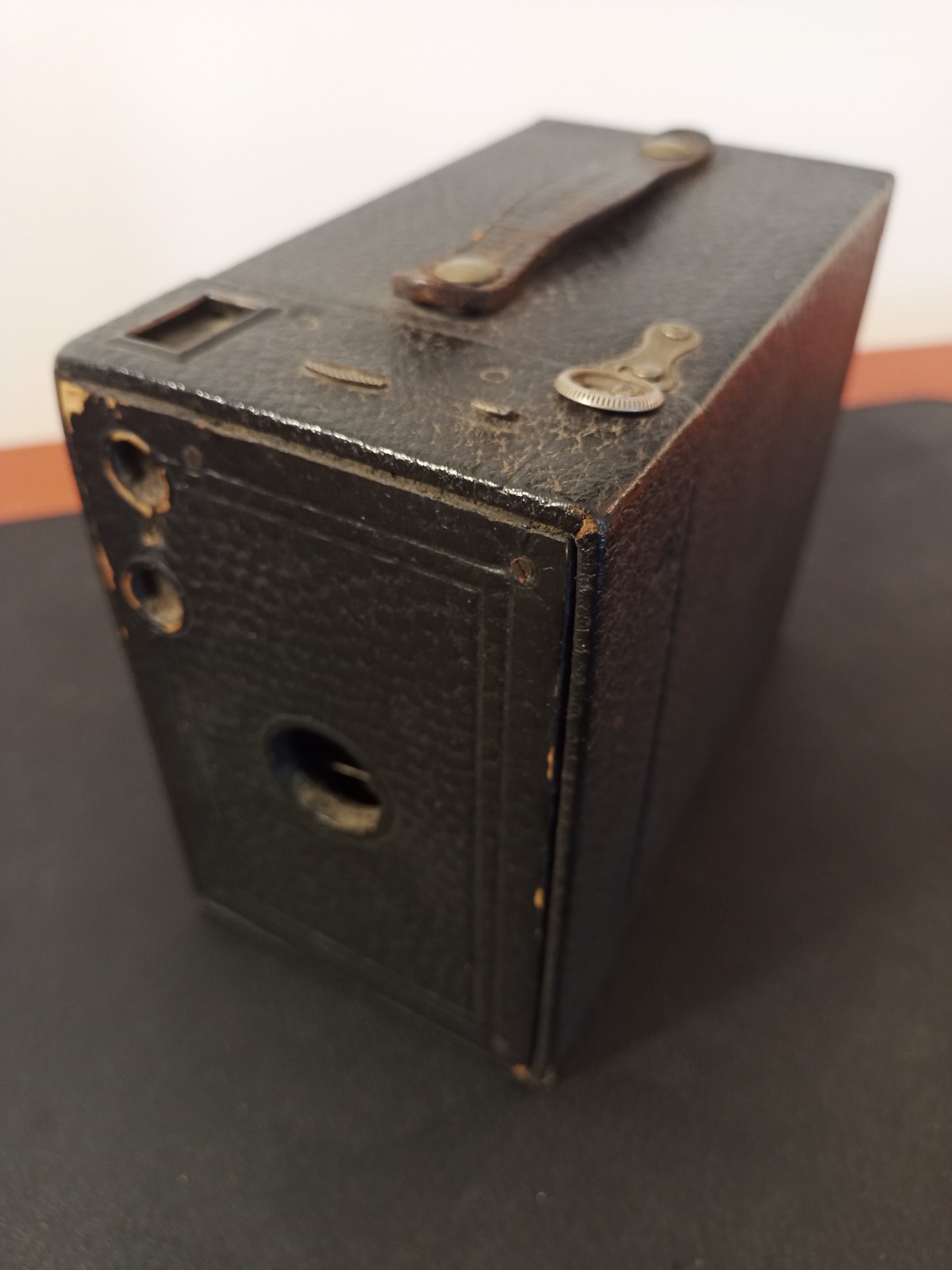 Antique Kodak Brownie No. 2 A Box Camera 1916 Model B Uses 116 Film. Untested
